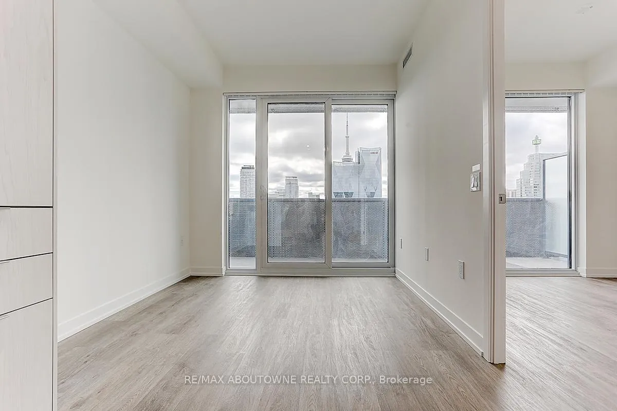 Photo 15 of Unit 5515, 55 Cooper Street, Toronto, Waterfront Communities — HOMEH