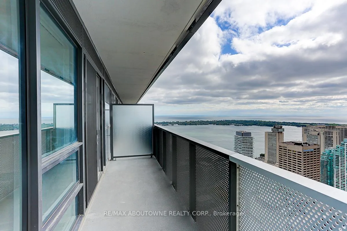 Photo 29 of Unit 5515, 55 Cooper Street, Toronto, Waterfront Communities — HOMEH