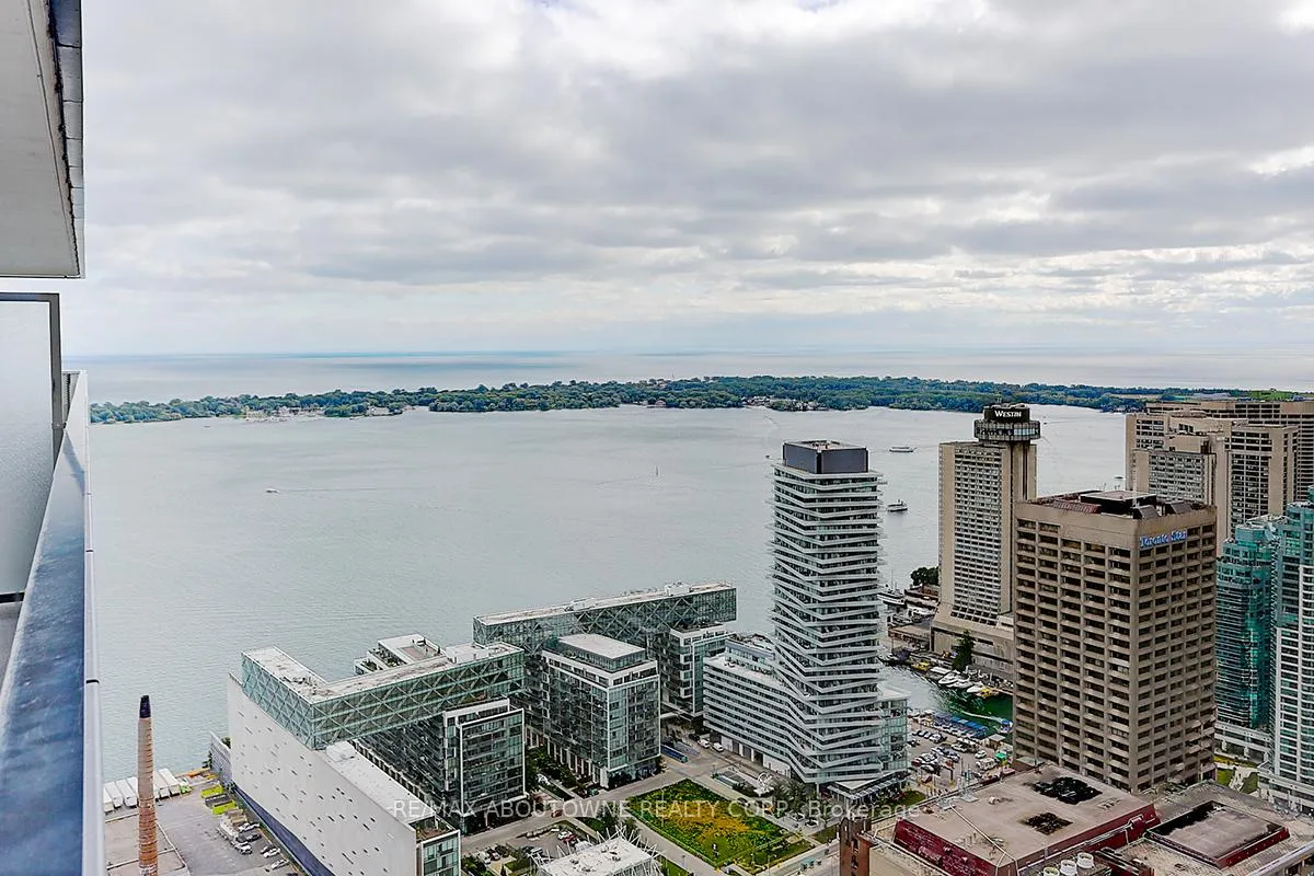 Photo 35 of Unit 5515, 55 Cooper Street, Toronto, Waterfront Communities — HOMEH