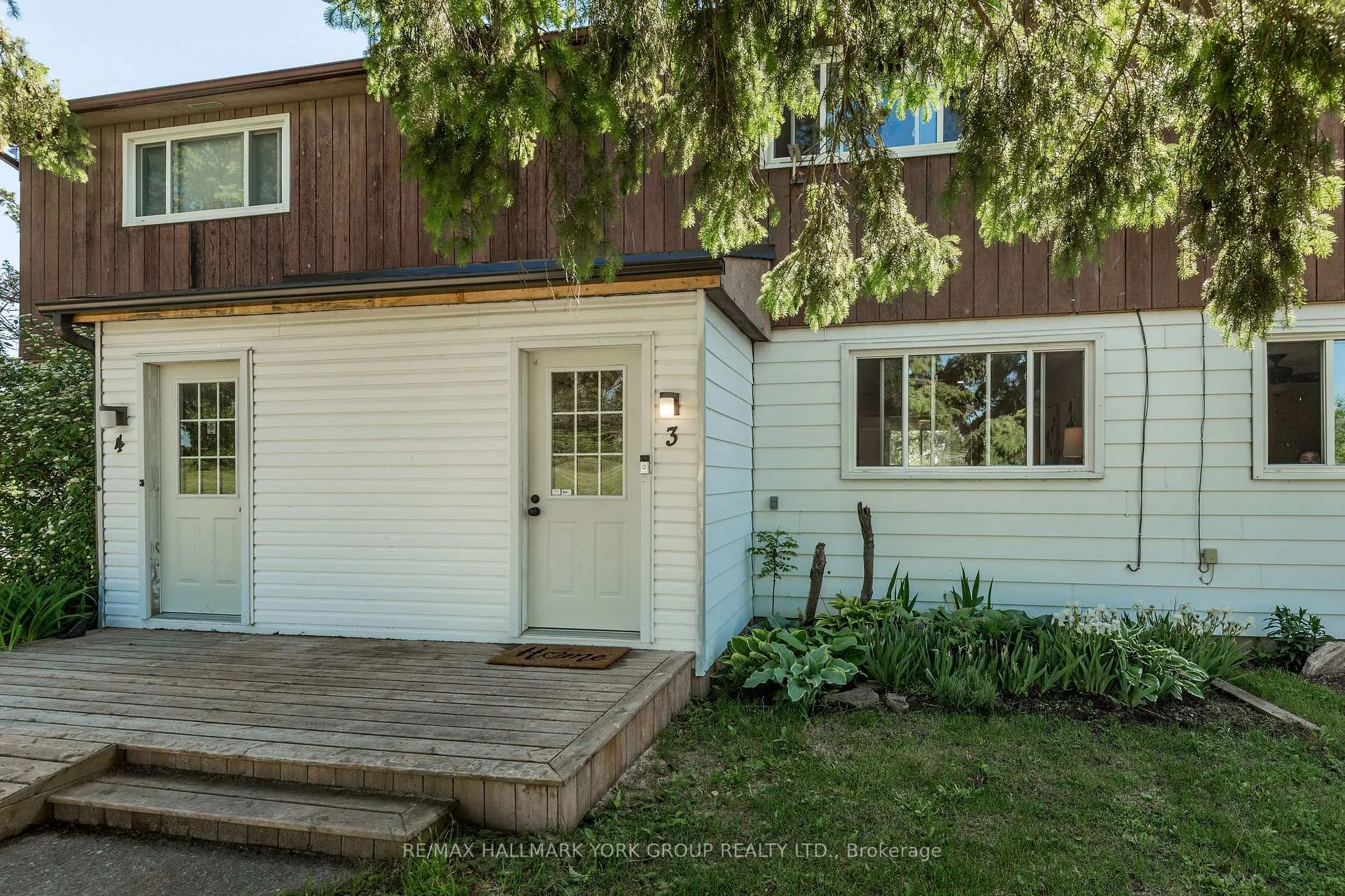 Photo 4 of Unit 3, 3170 15th Side Road, King, Rural King — HOMEH