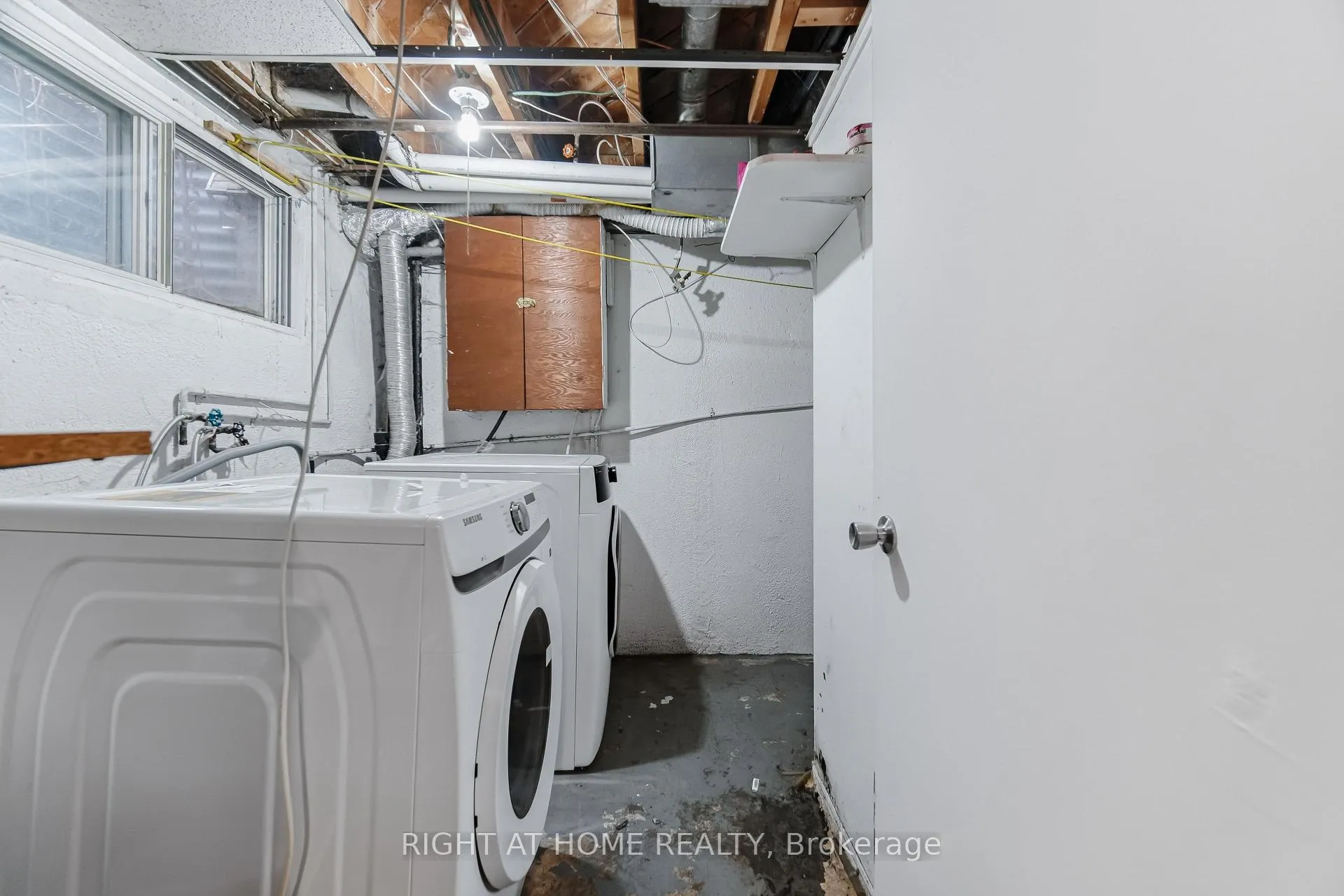 Photo 25 of Unit 4, 415 Silverstone Drive, Etobicoke, West Humber-Clairville — HOMEH