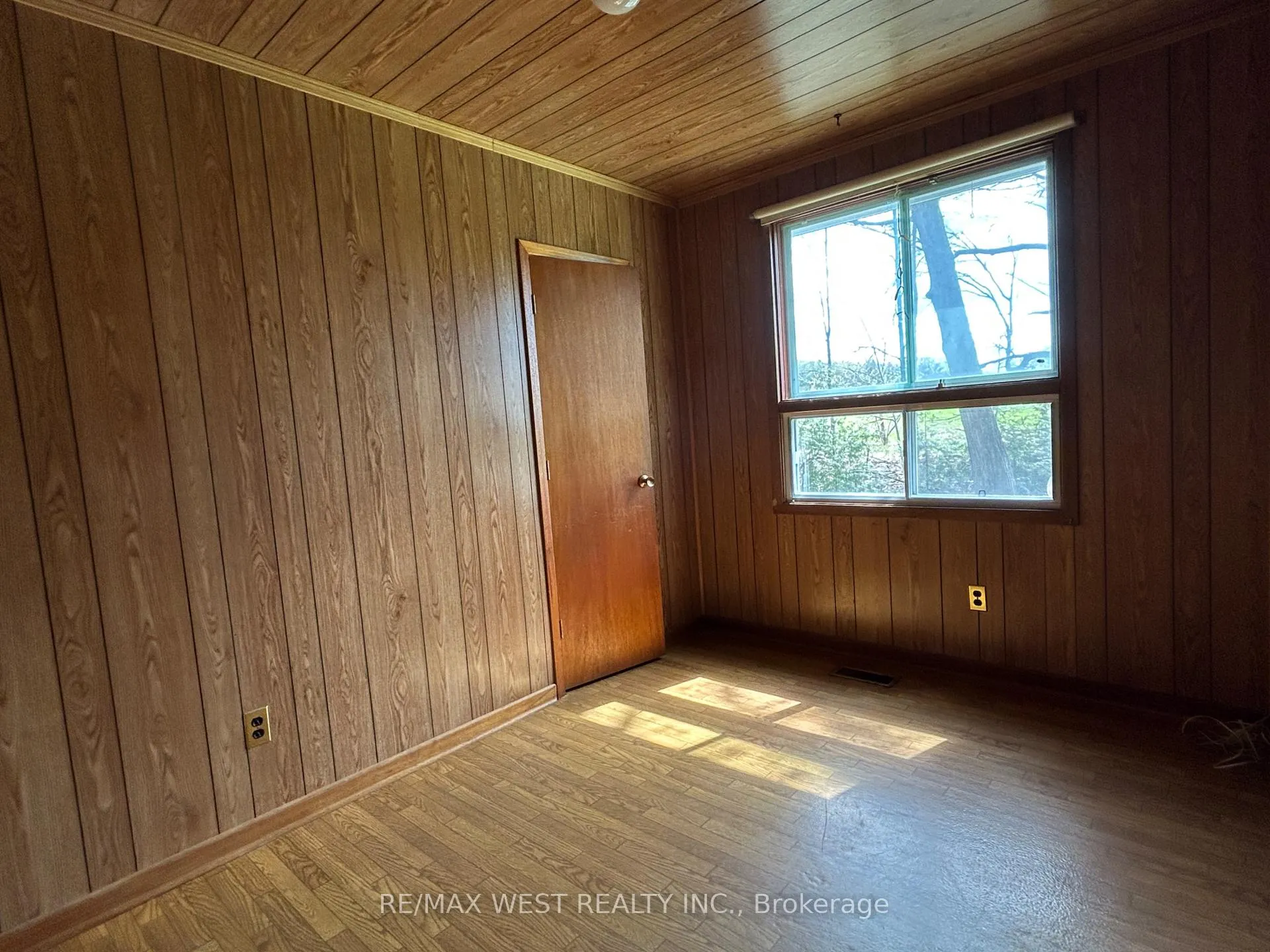 Photo 13 of 55 Elmpine Trail, King, Rural King — HOMEH