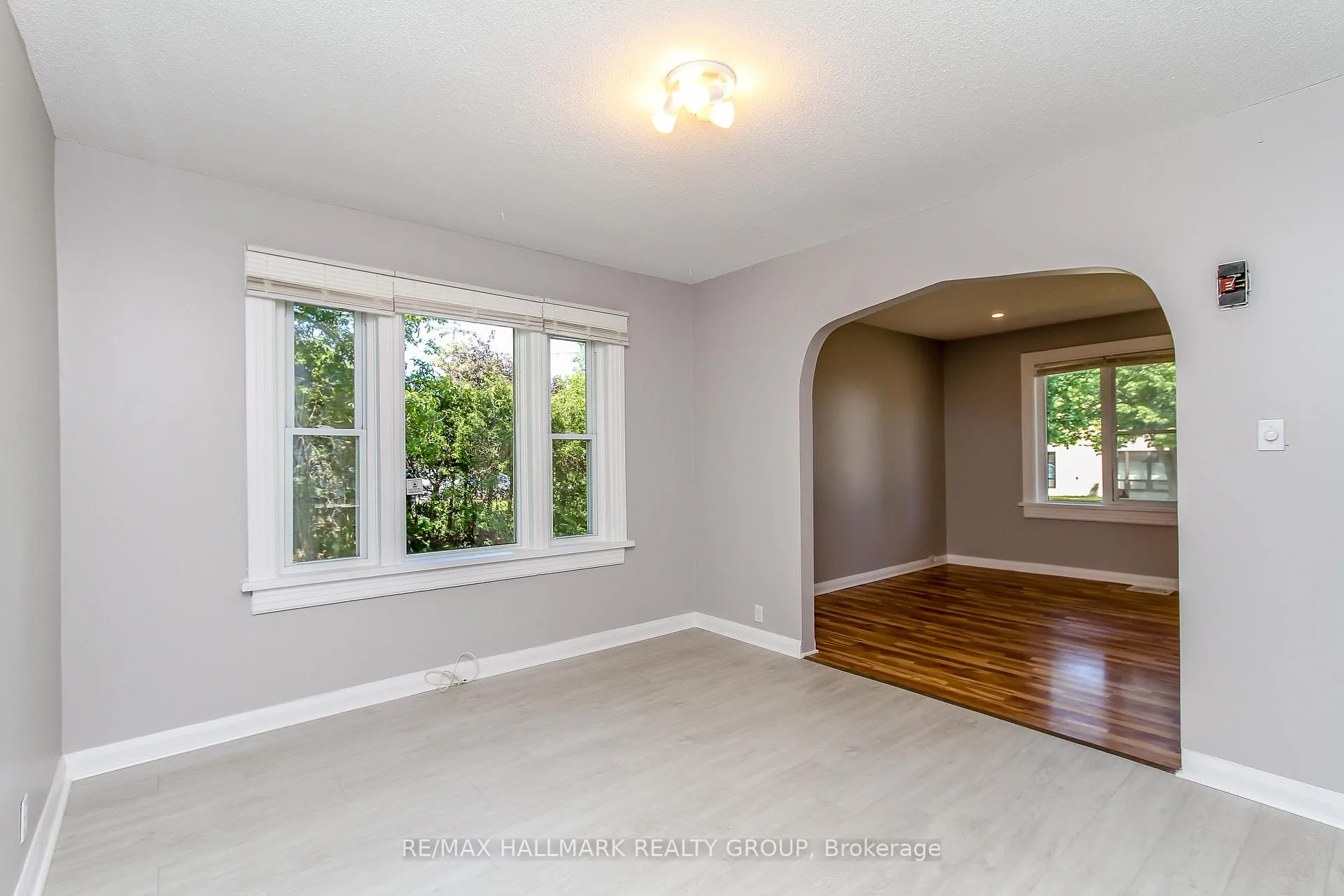 Photo 11 of 448 Pleasant Park Road, Ottawa, Alta Vista/Faircrest Heights — HOMEH