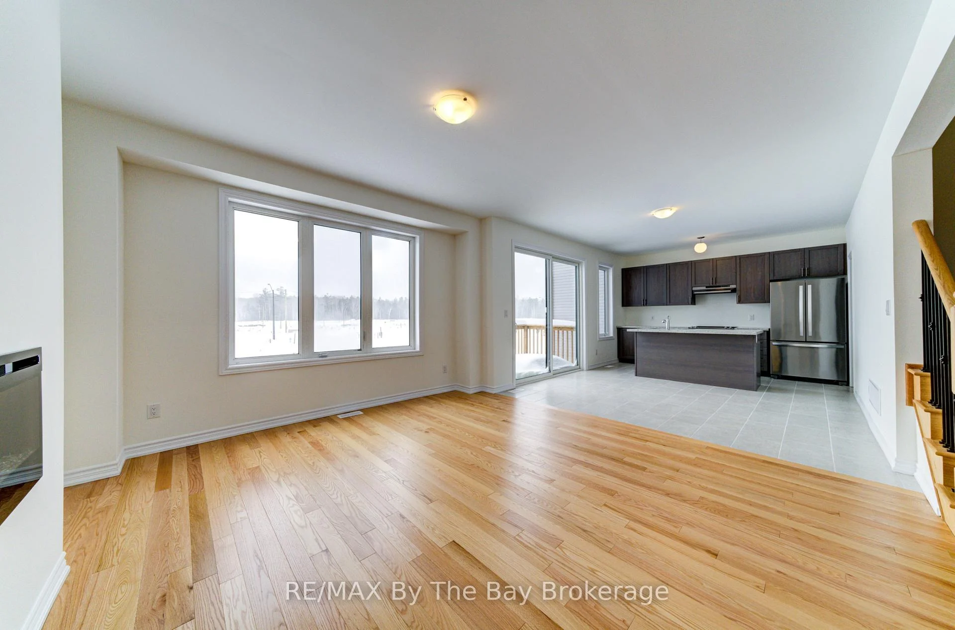 Photo 52 of 61 Rosanne Circle, Wasaga Beach — HOMEH