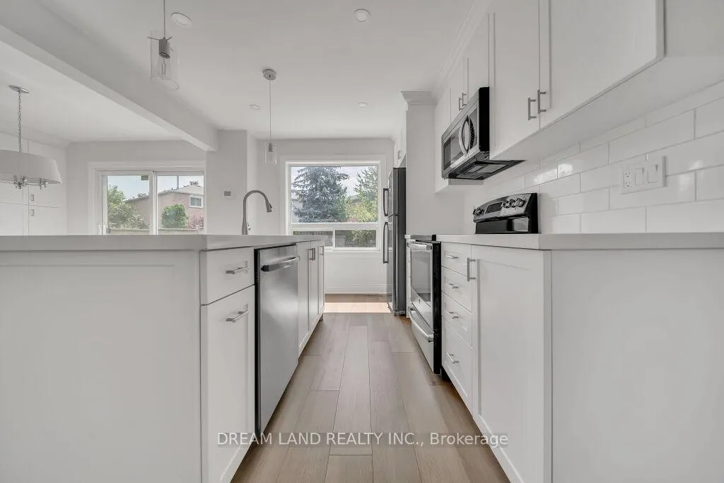 Photo 11 of 272 Barber Drive, Halton Hills, Georgetown — HOMEH
