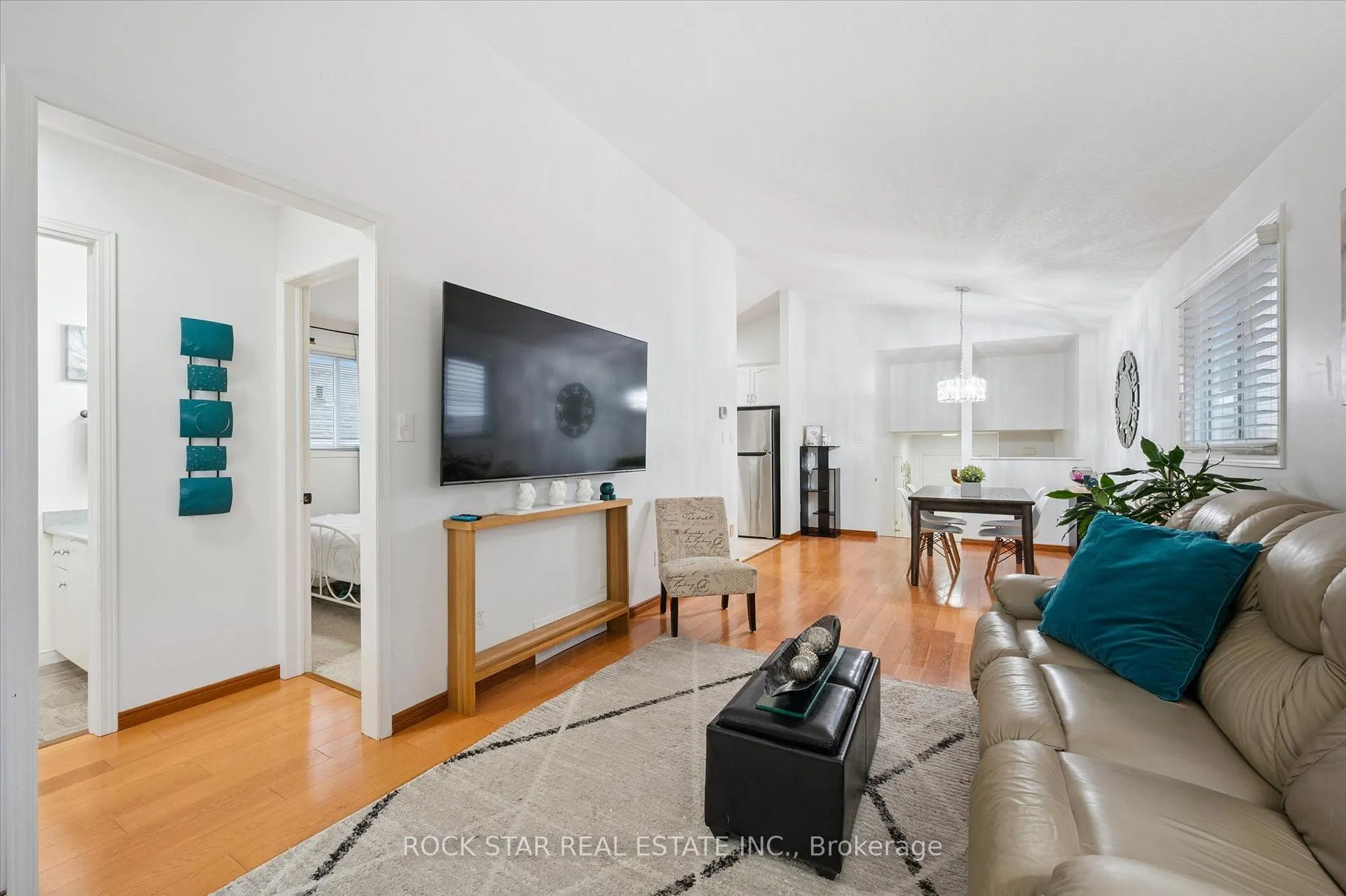 Photo 9 of 267 Grey Fox Drive, Kitchener — HOMEH