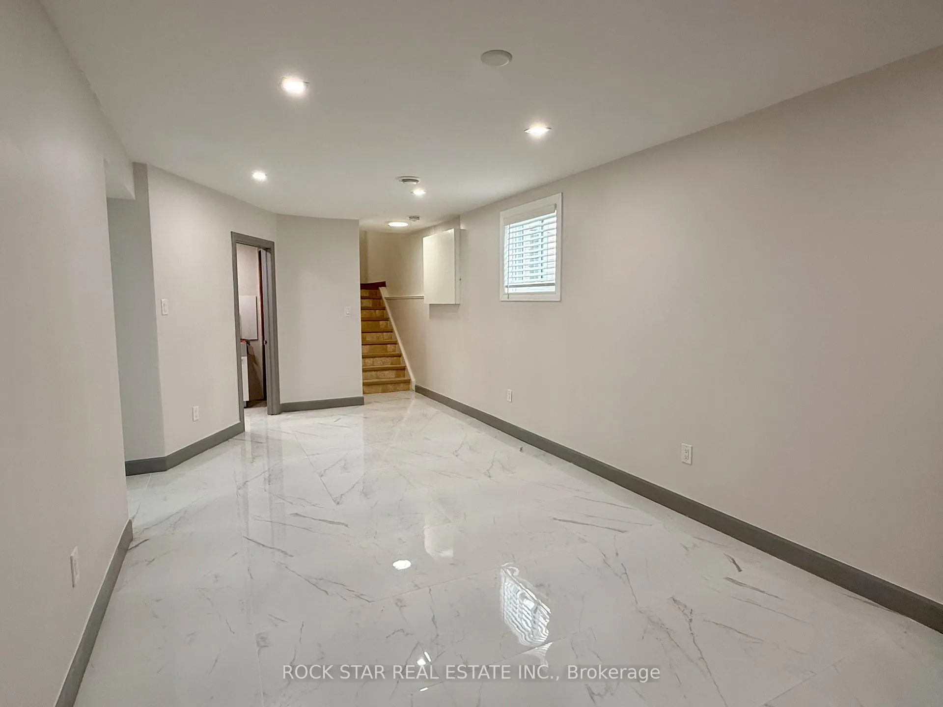 Photo 26 of 267 Grey Fox Drive, Kitchener — HOMEH