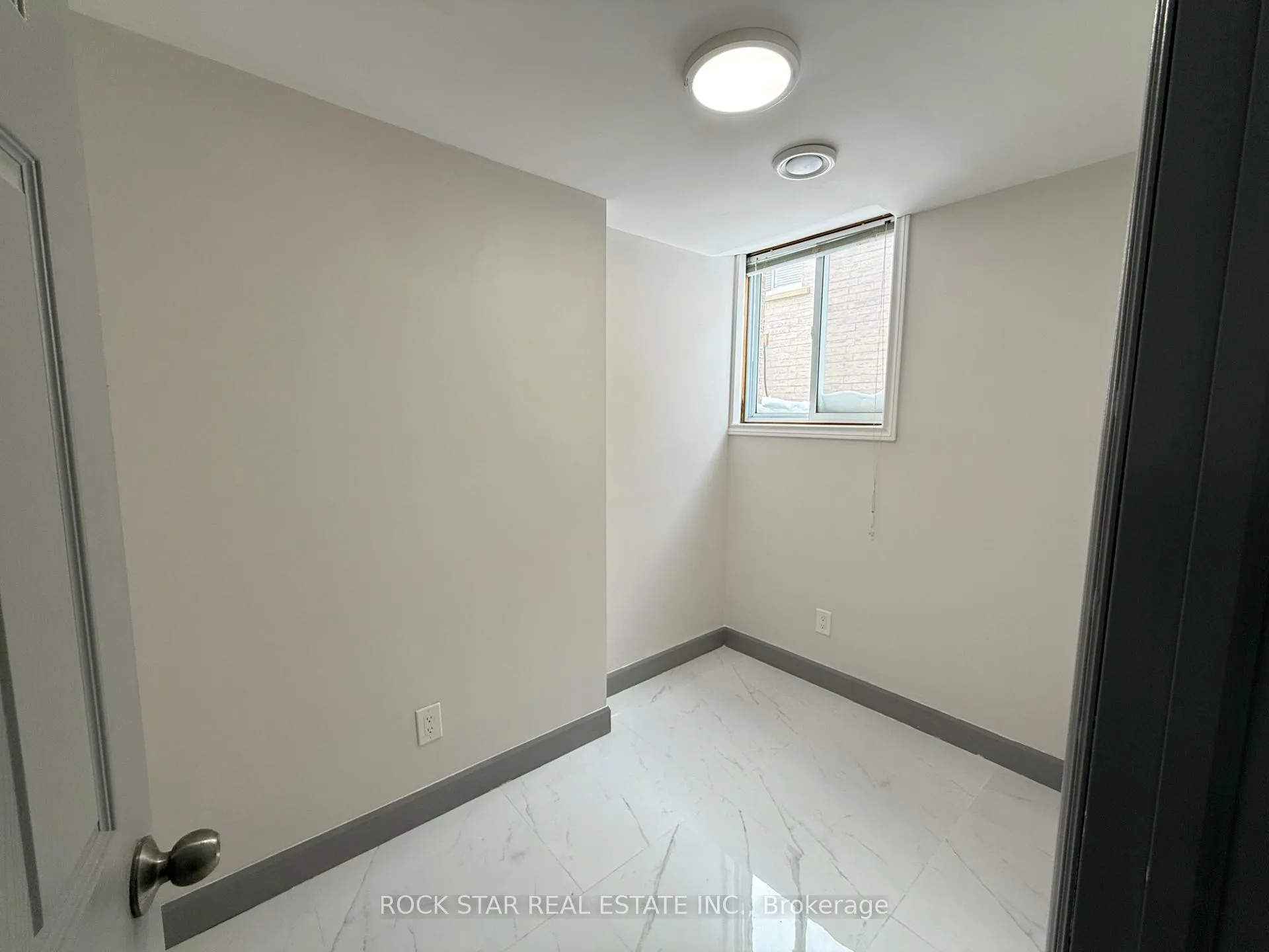 Photo 28 of 267 Grey Fox Drive, Kitchener — HOMEH