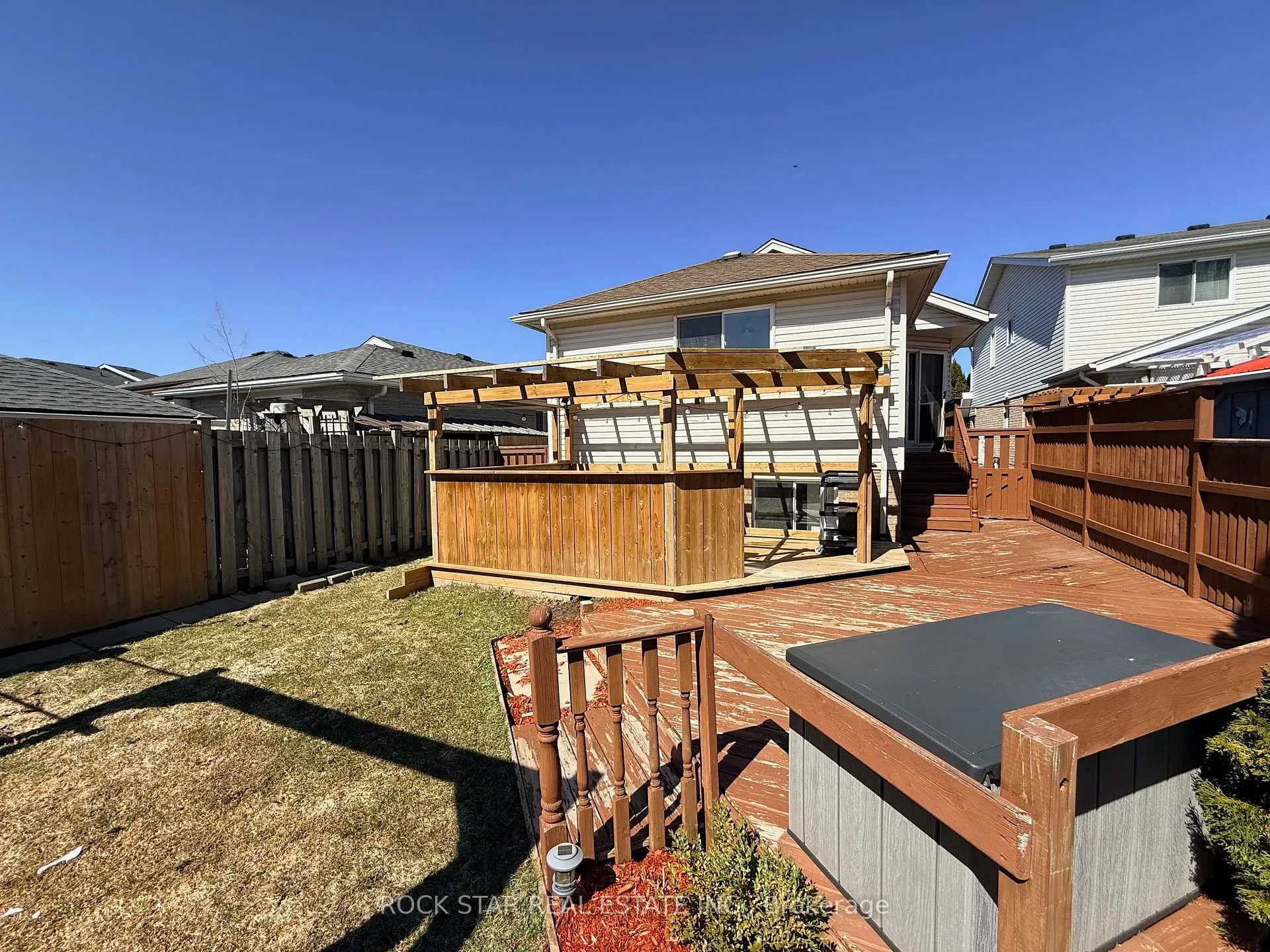 Photo 32 of 267 Grey Fox Drive, Kitchener — HOMEH