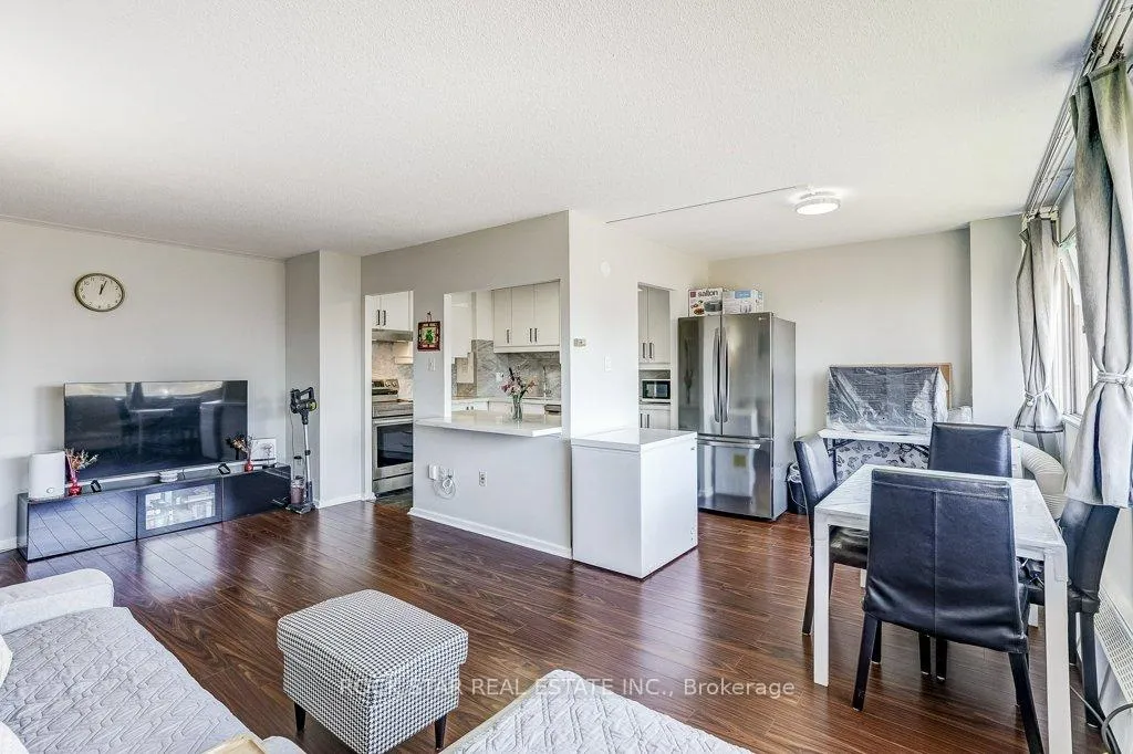 Photo 10 of Unit 708, 10 Sunny Glenway, Toronto, Flemingdon Park — HOMEH
