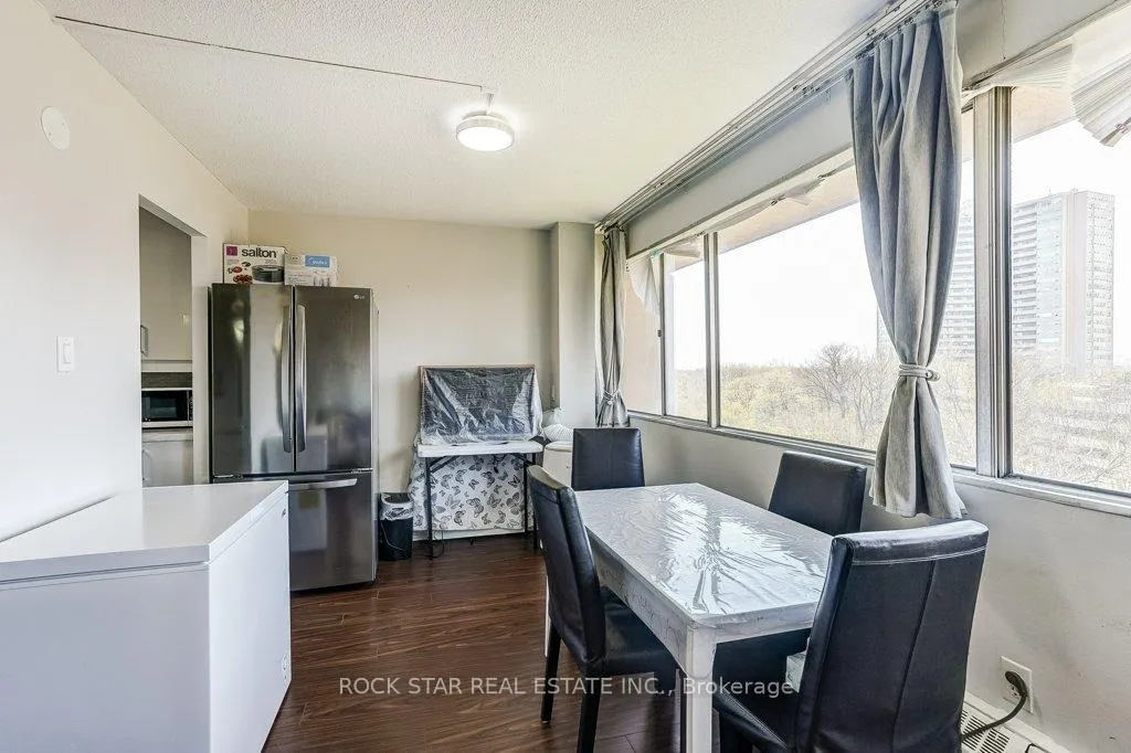 Photo 12 of Unit 708, 10 Sunny Glenway, Toronto, Flemingdon Park — HOMEH