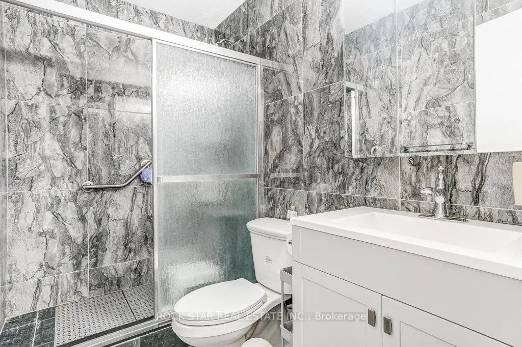 Photo 17 of Unit 708, 10 Sunny Glenway, Toronto, Flemingdon Park — HOMEH