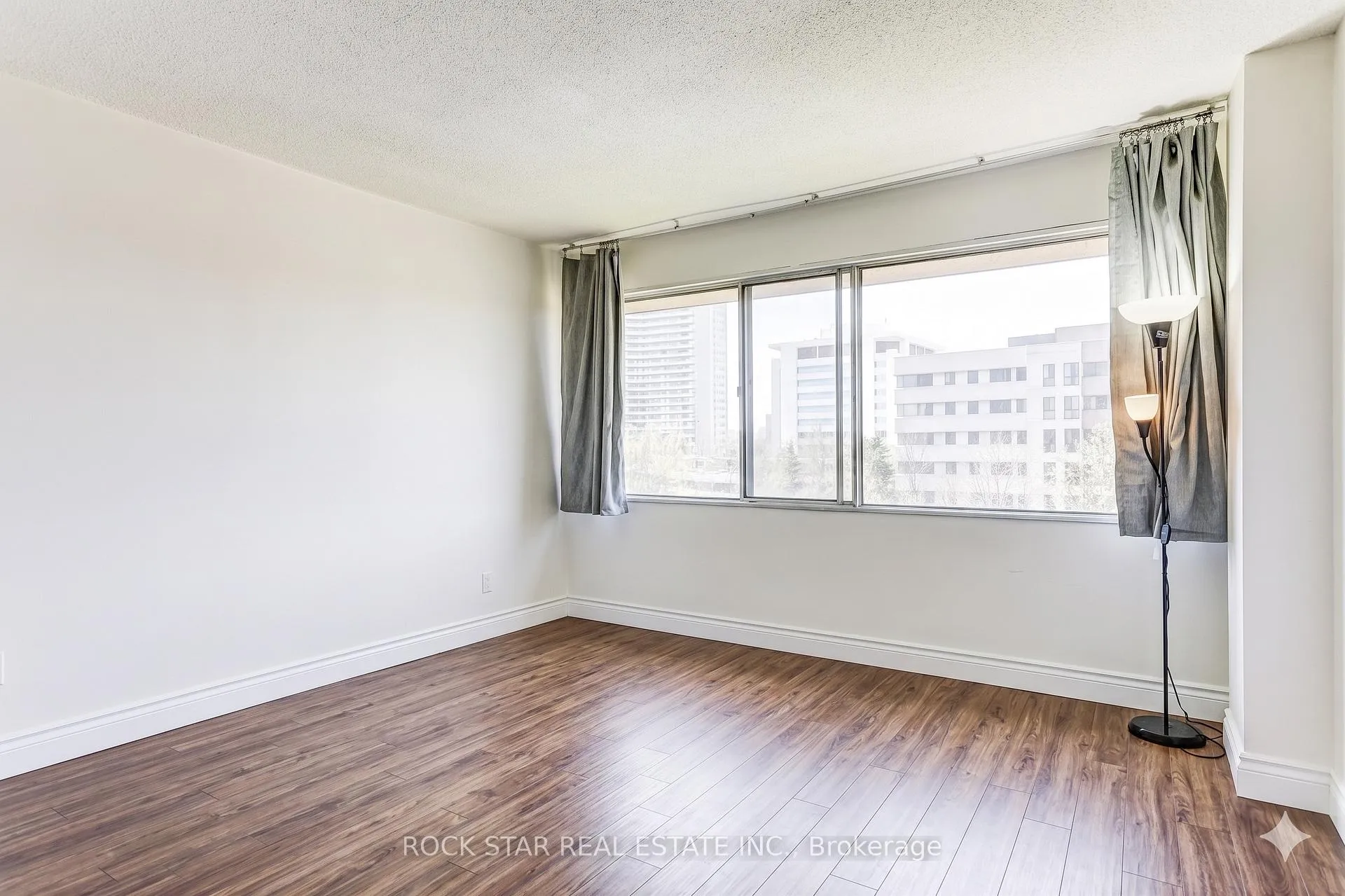 Photo 21 of Unit 708, 10 Sunny Glenway, Toronto, Flemingdon Park — HOMEH