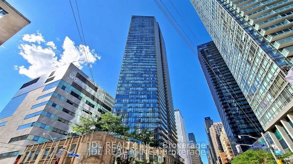 Front of Unit 4608, 832 Bay Street