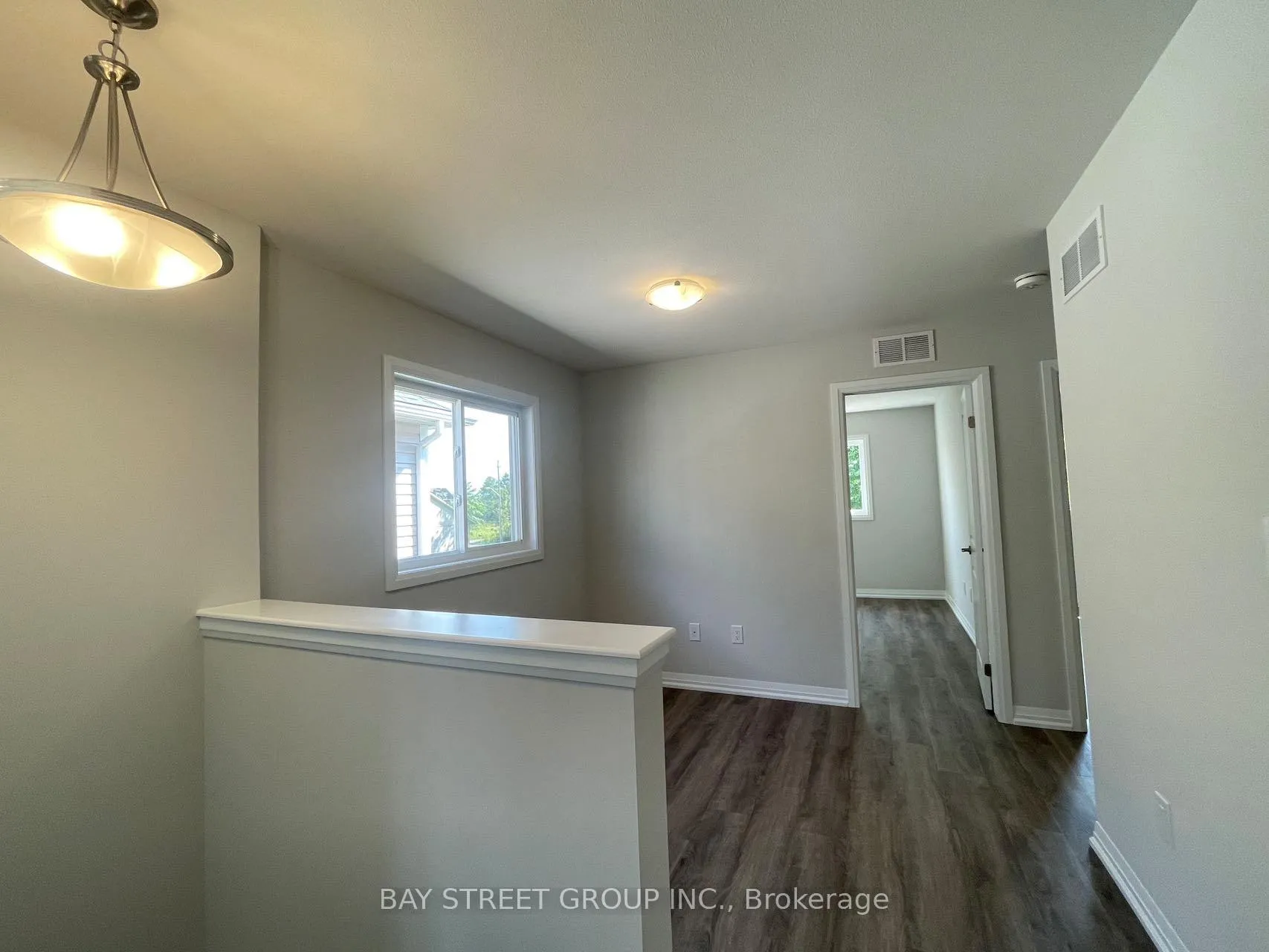 Photo 12 of 9348 White Oak Avenue, Niagara Falls, Lyons Creek — HOMEH