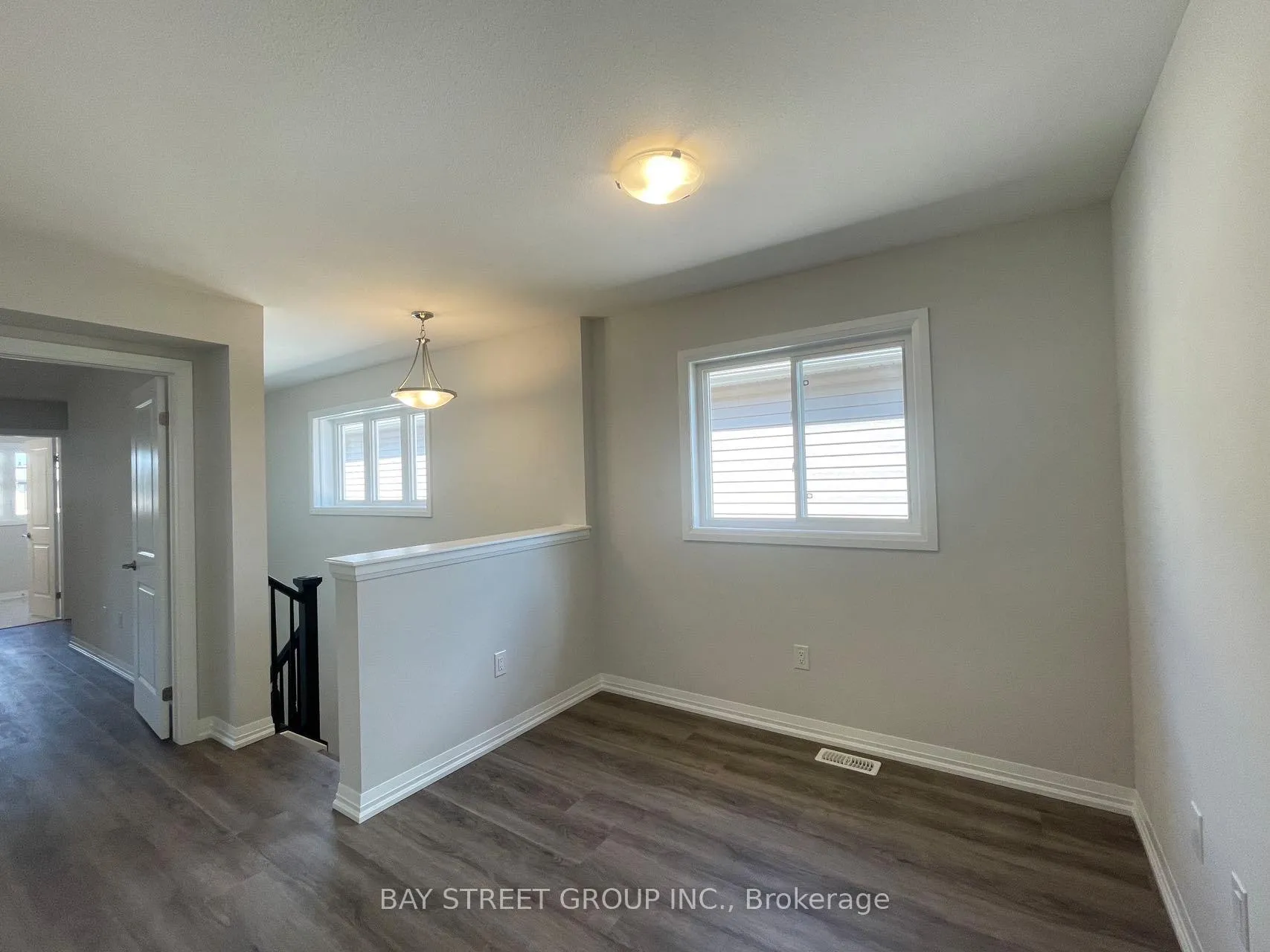 Photo 13 of 9348 White Oak Avenue, Niagara Falls, Lyons Creek — HOMEH