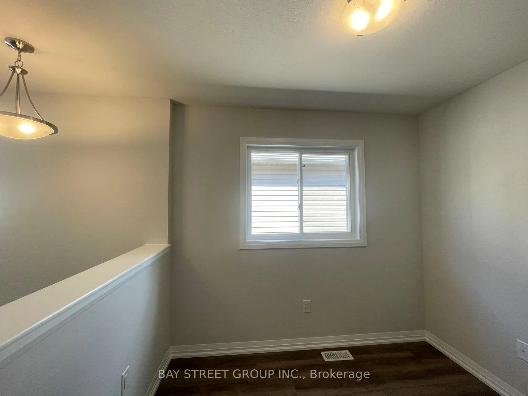 Photo 14 of 9348 White Oak Avenue, Niagara Falls, Lyons Creek — HOMEH