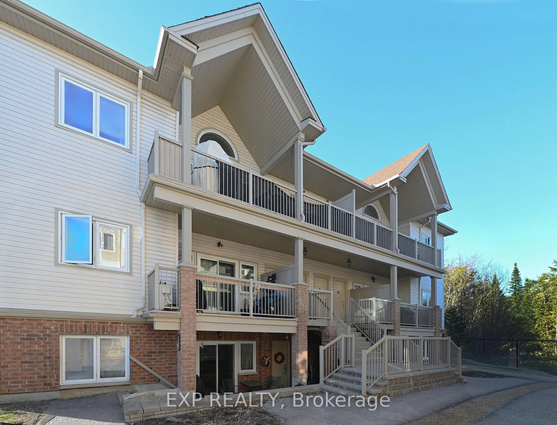 Photo of Unit G, 1113 Stittsville Main Street