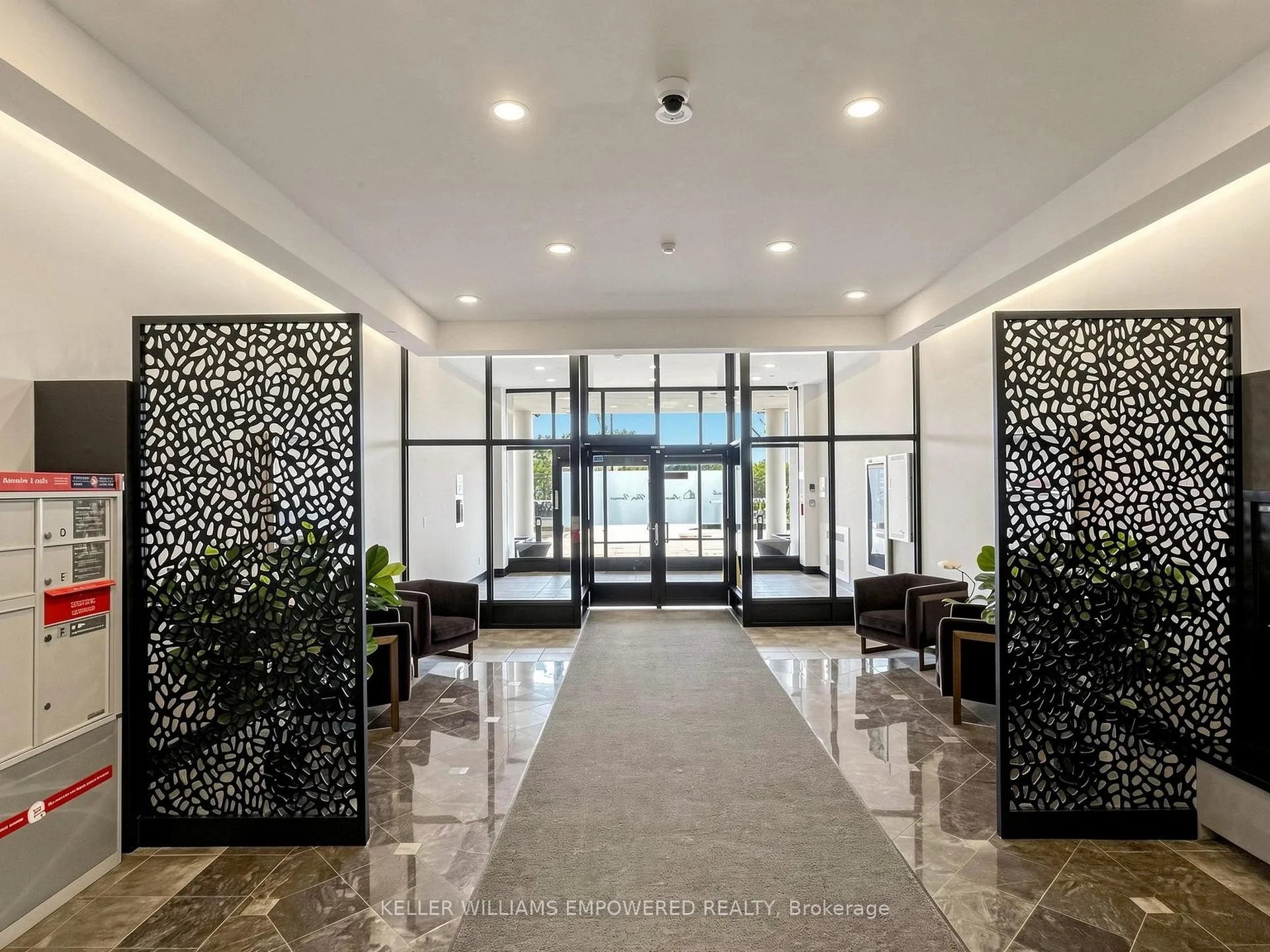Photo 10 of Unit 316, 1 Leaside Park Drive, Toronto, Leaside — HOMEH