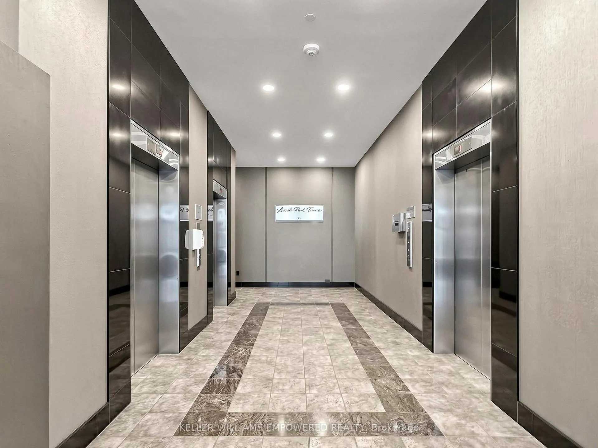 Photo 12 of Unit 316, 1 Leaside Park Drive, Toronto, Leaside — HOMEH