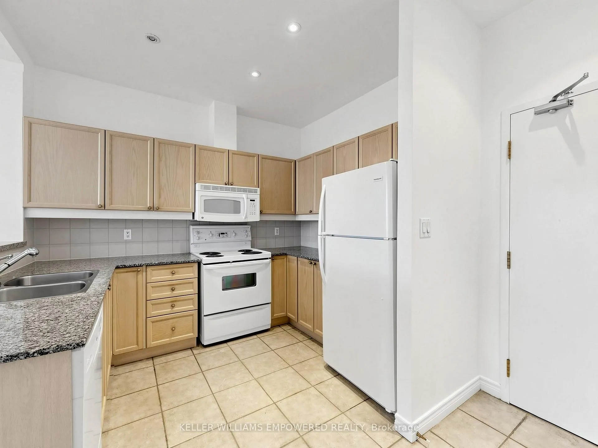 Photo 22 of Unit 316, 1 Leaside Park Drive, Toronto, Leaside — HOMEH