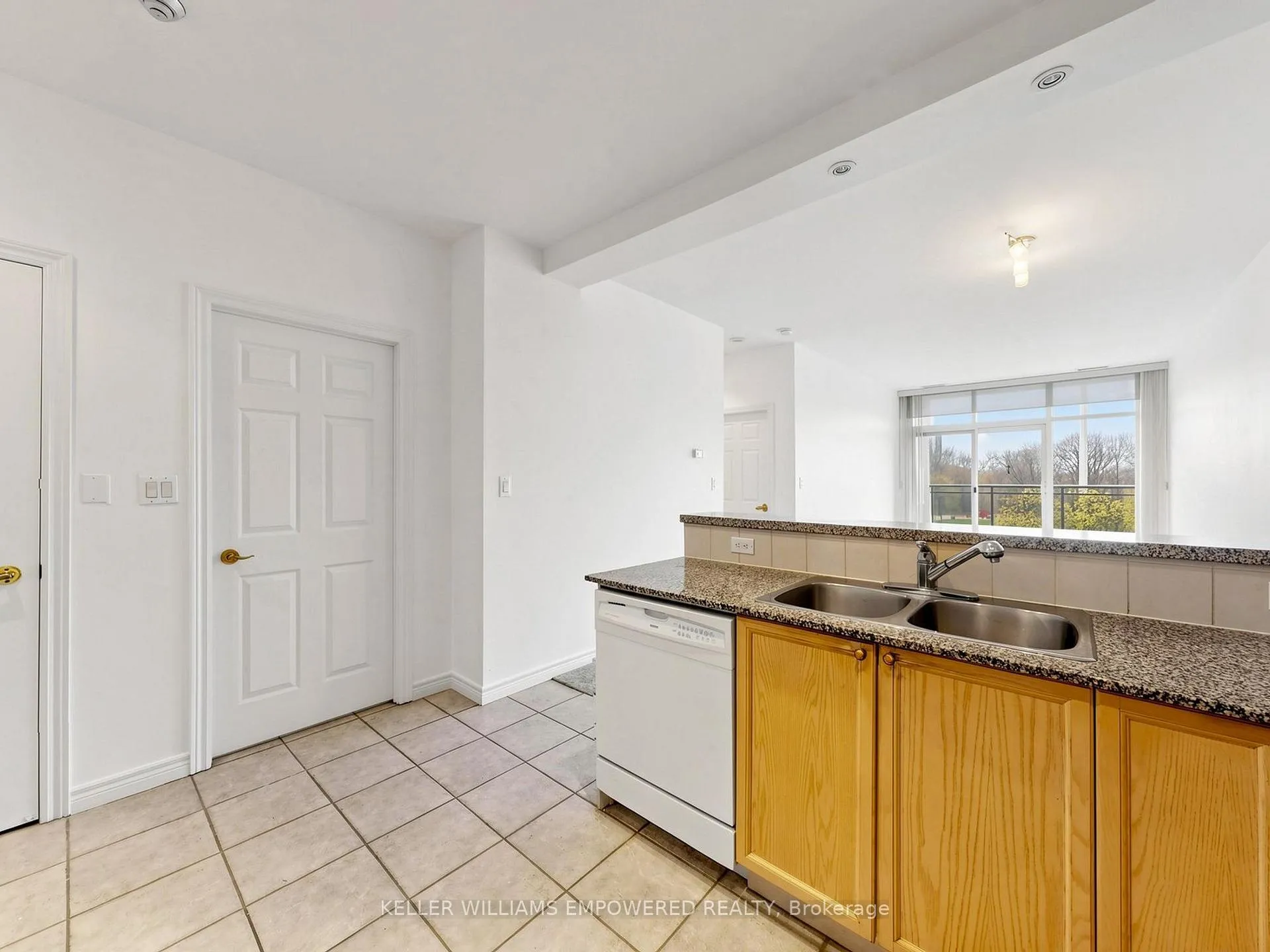 Photo 26 of Unit 316, 1 Leaside Park Drive, Toronto, Leaside — HOMEH