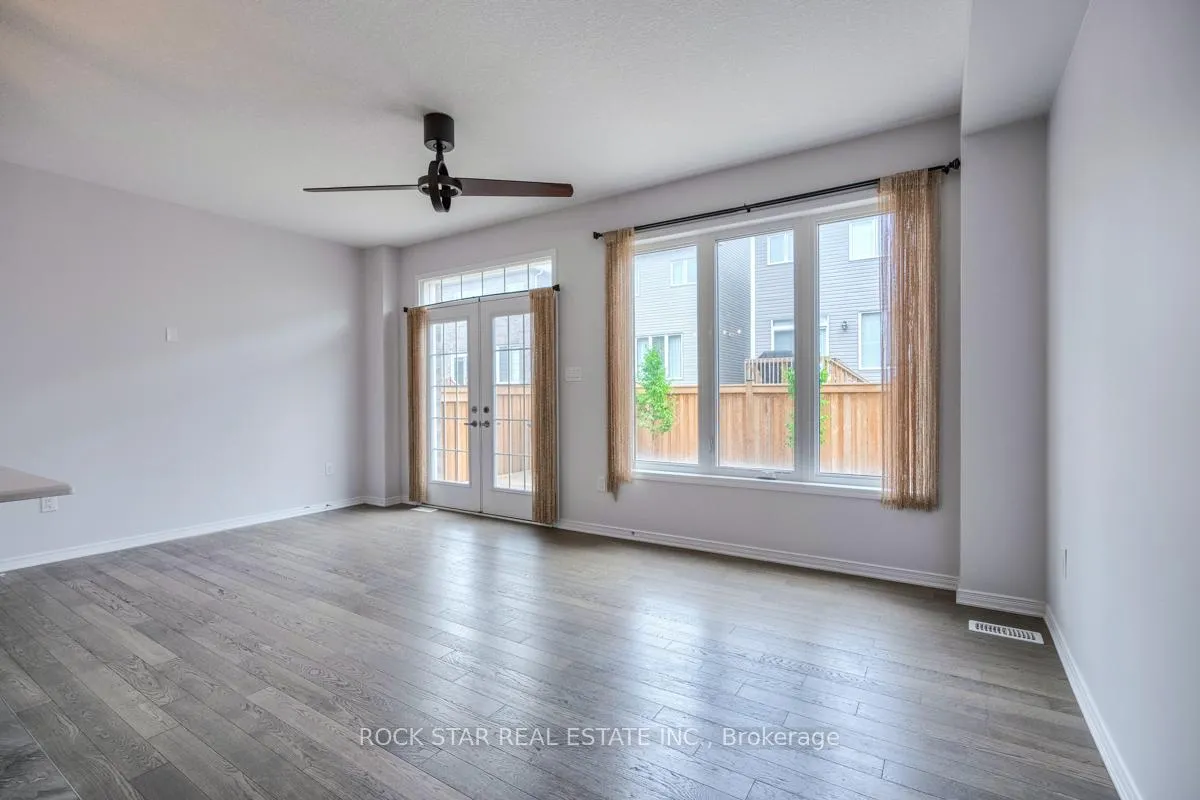 Photo 14 of 331 Dolman Street, Woolwich, Breslau — HOMEH