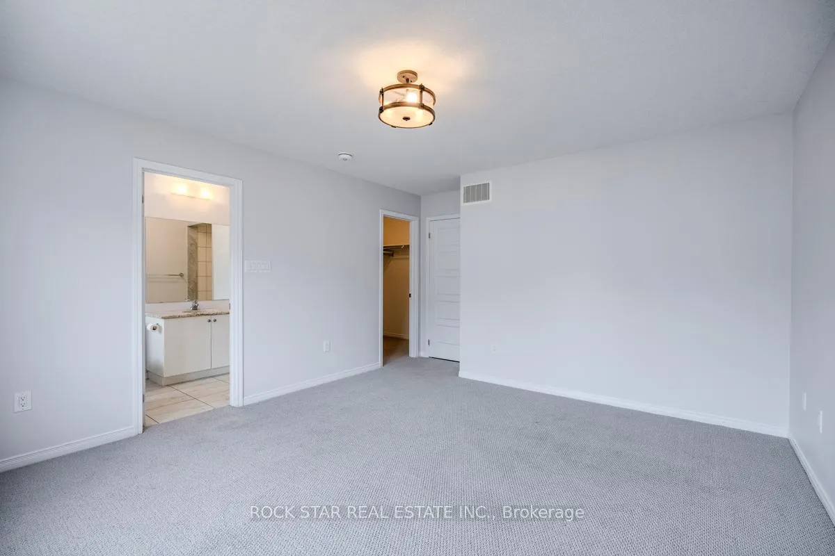 Photo 20 of 331 Dolman Street, Woolwich, Breslau — HOMEH