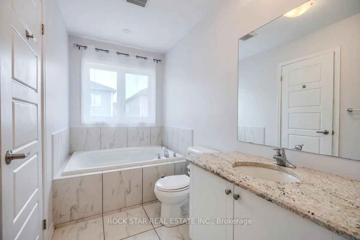 Photo 23 of 331 Dolman Street, Woolwich, Breslau — HOMEH