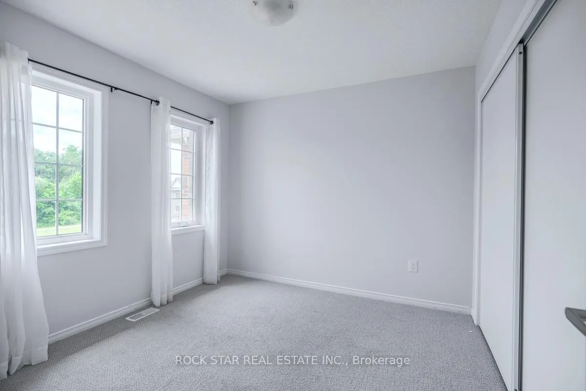 Photo 24 of 331 Dolman Street, Woolwich, Breslau — HOMEH