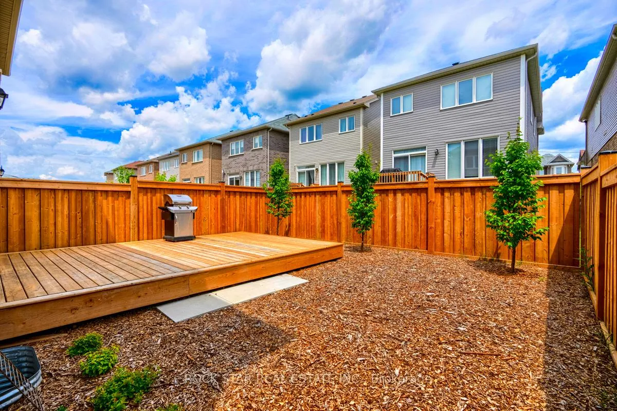 Photo 33 of 331 Dolman Street, Woolwich, Breslau — HOMEH