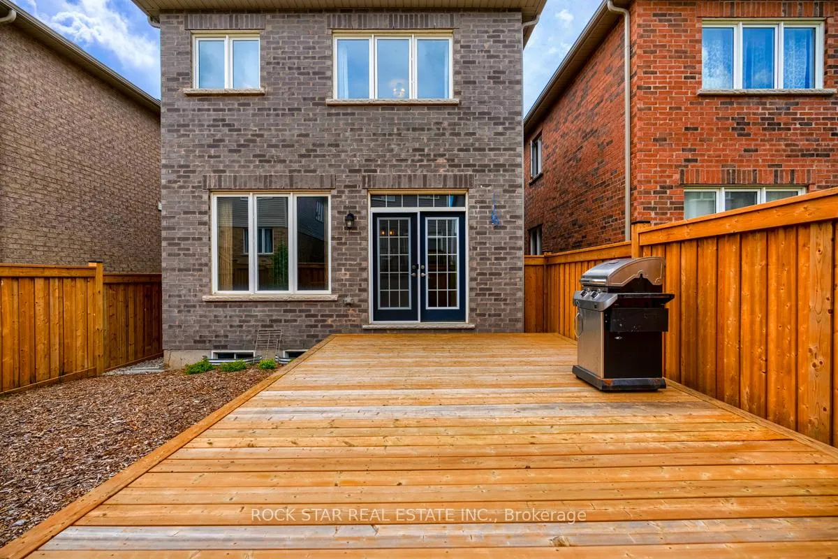 Photo 35 of 331 Dolman Street, Woolwich, Breslau — HOMEH