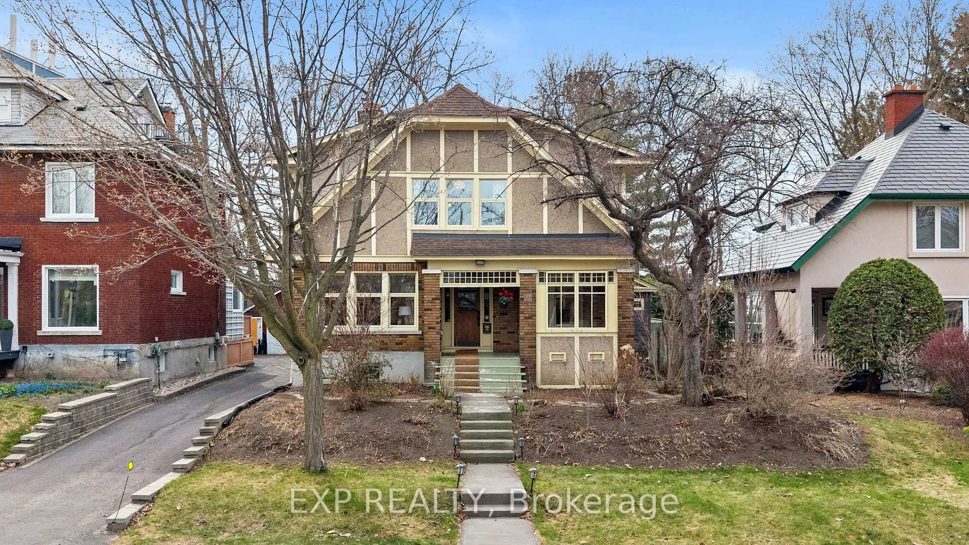 Photo 2 of 10 Lakeside Avenue, Ottawa, Dows Lake — HOMEH