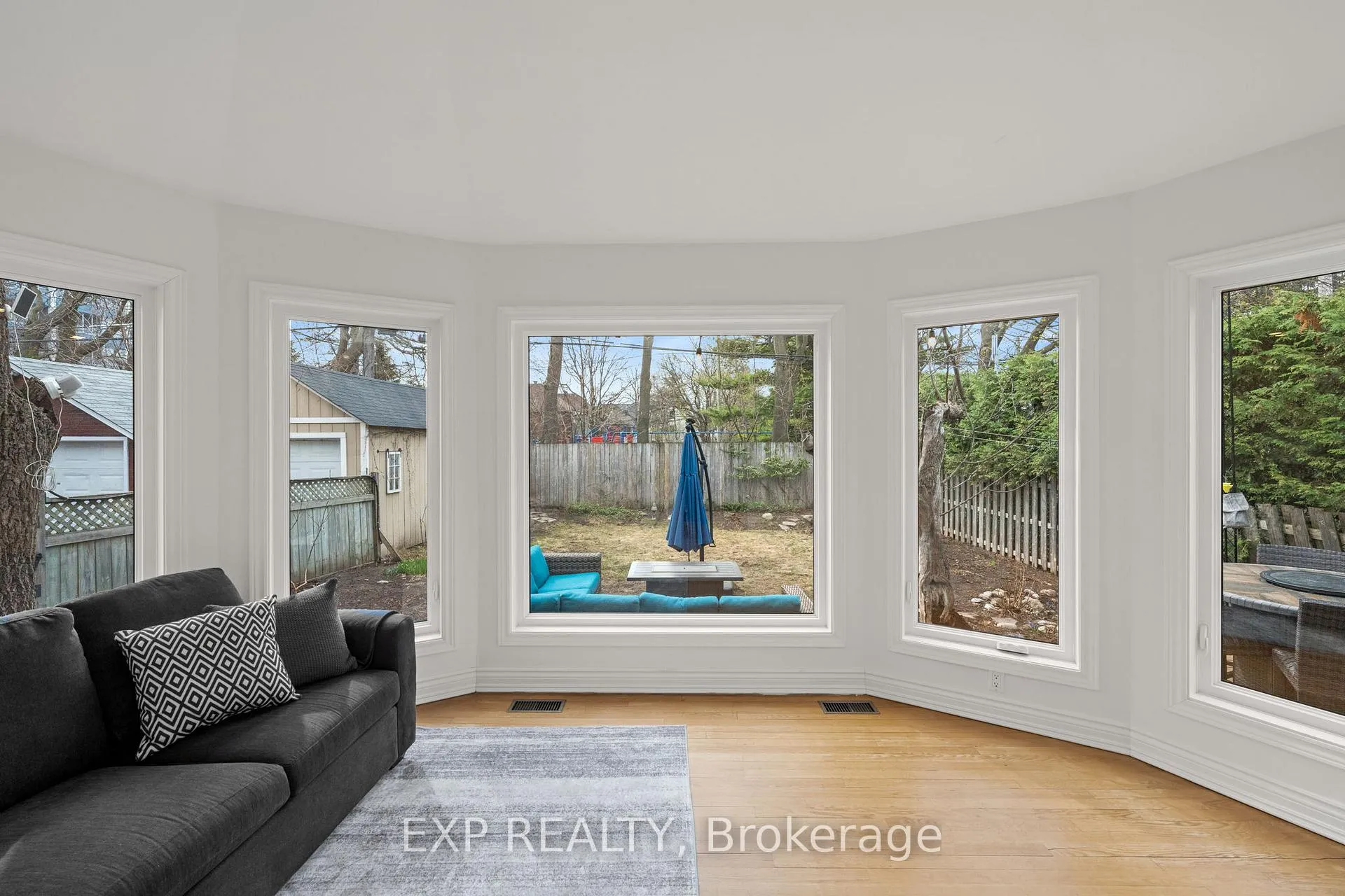 Photo 18 of 10 Lakeside Avenue, Ottawa, Dows Lake — HOMEH