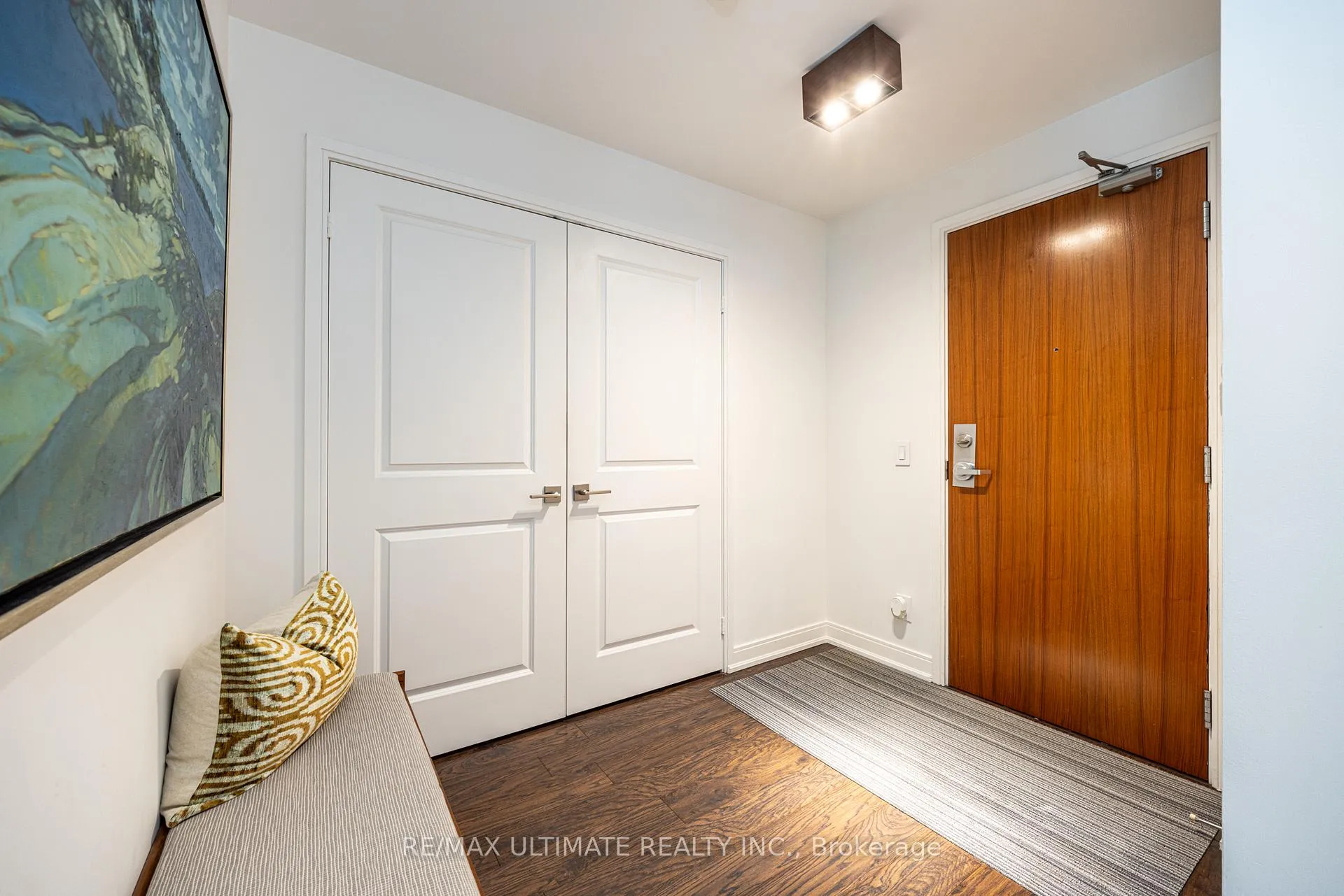 Photo 2 of Unit 1403, 88 Broadway Avenue, Toronto, Mount Pleasant West — HOMEH