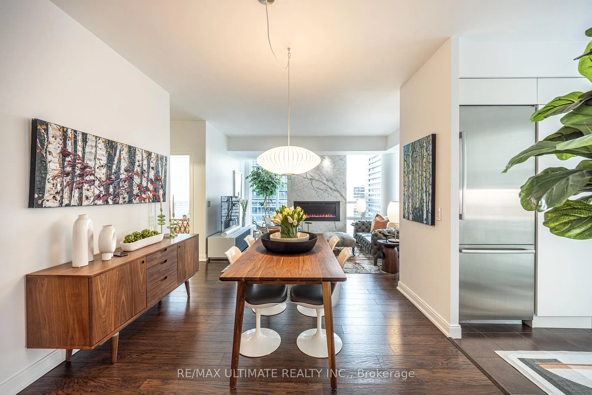 Photo 5 of Unit 1403, 88 Broadway Avenue, Toronto, Mount Pleasant West — HOMEH