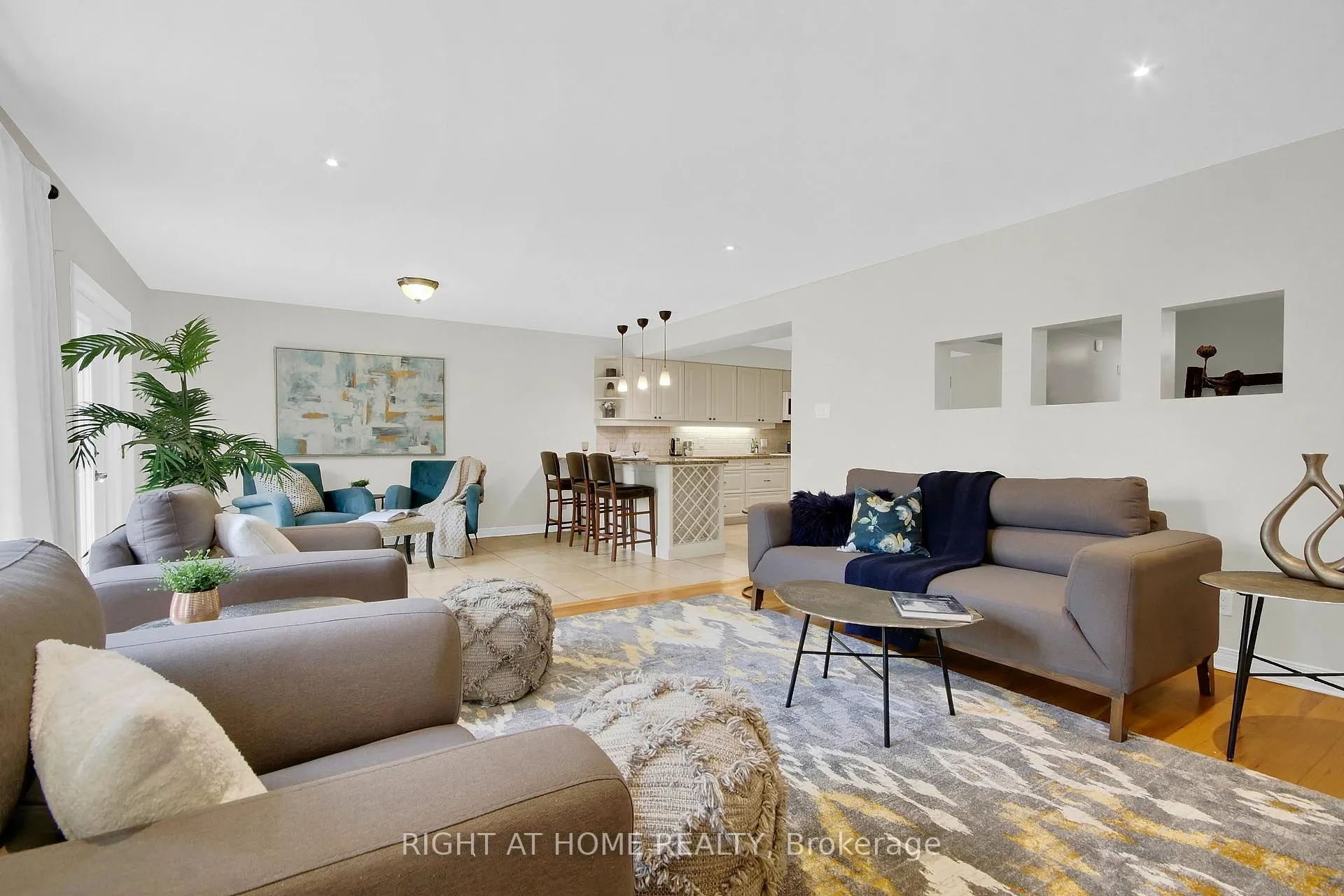 Photo 9 of 4162 Wolfe Point Way, Ottawa, Riverside South/Gloucester Glen — HOMEH