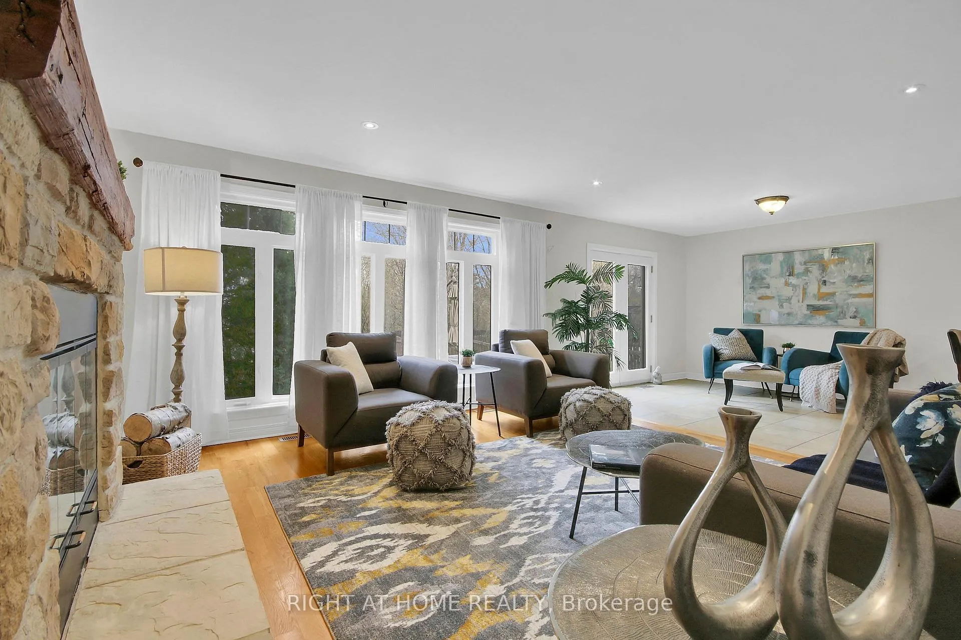 Photo 10 of 4162 Wolfe Point Way, Ottawa, Riverside South/Gloucester Glen — HOMEH