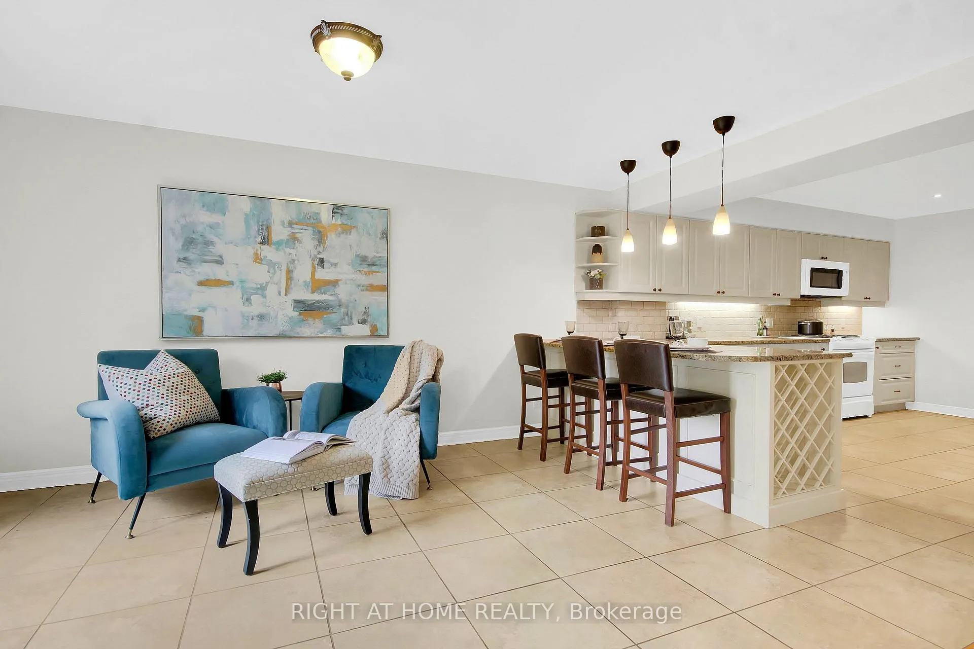 Photo 12 of 4162 Wolfe Point Way, Ottawa, Riverside South/Gloucester Glen — HOMEH