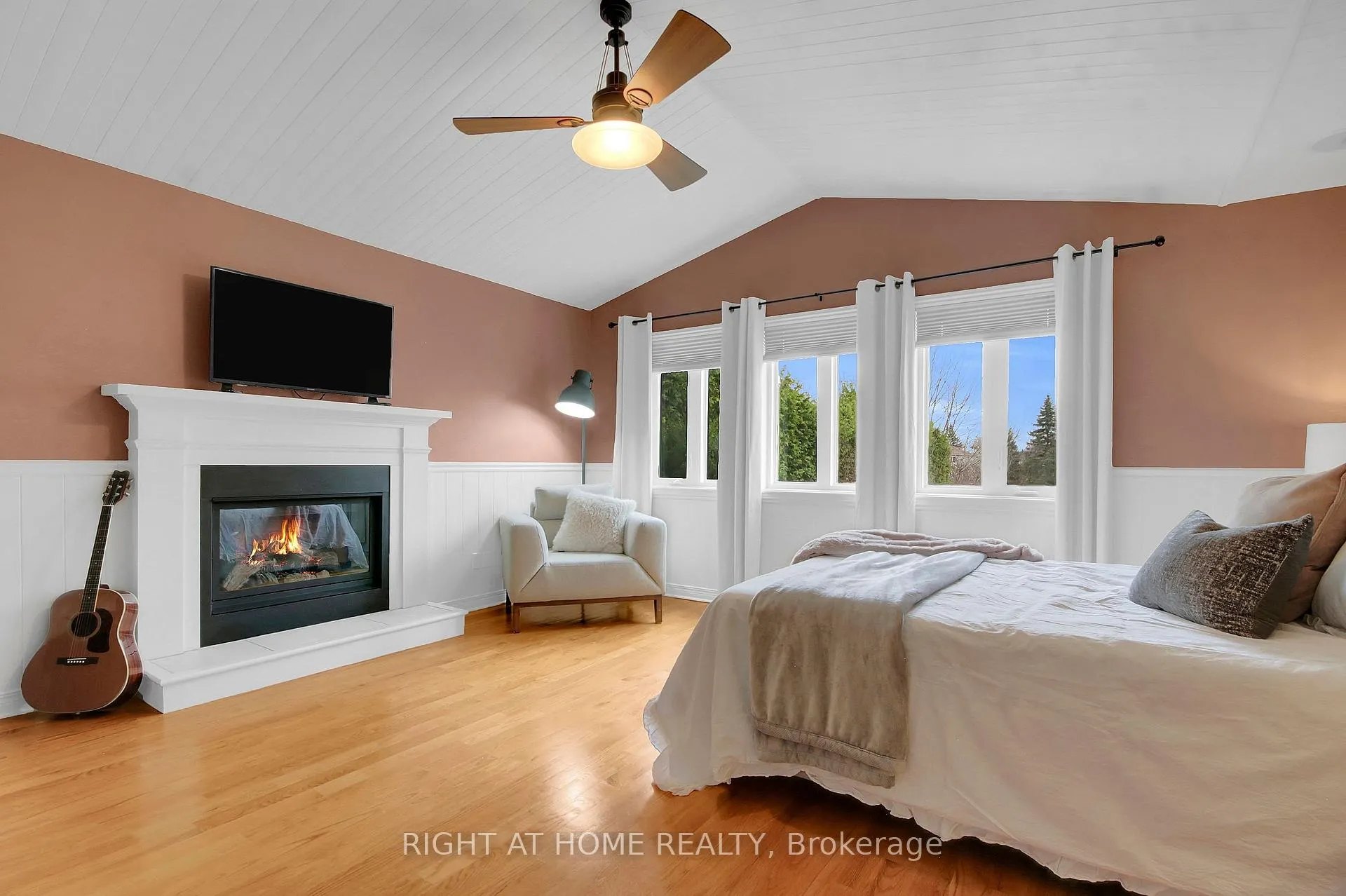 Photo 22 of 4162 Wolfe Point Way, Ottawa, Riverside South/Gloucester Glen — HOMEH