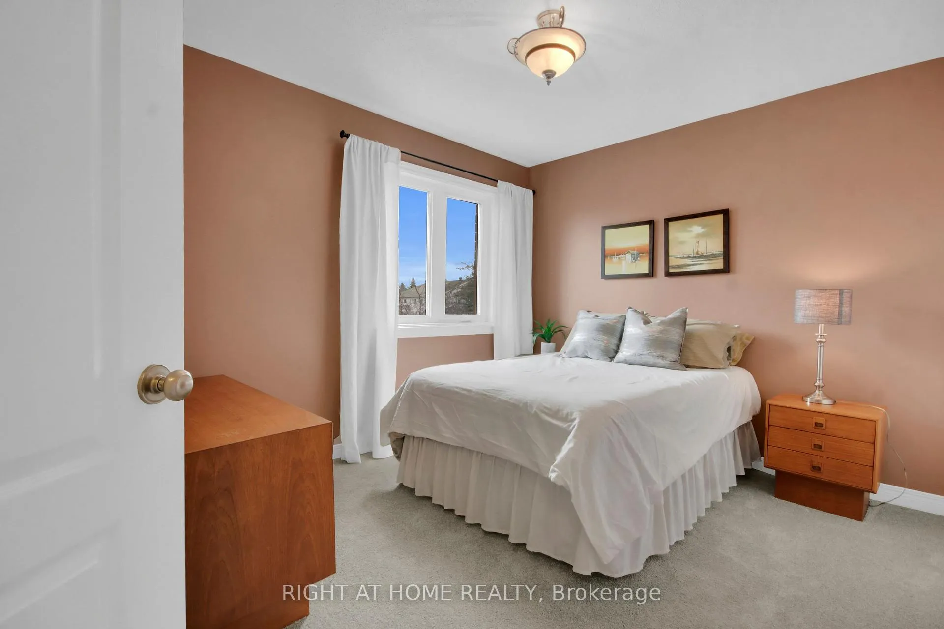 Photo 28 of 4162 Wolfe Point Way, Ottawa, Riverside South/Gloucester Glen — HOMEH
