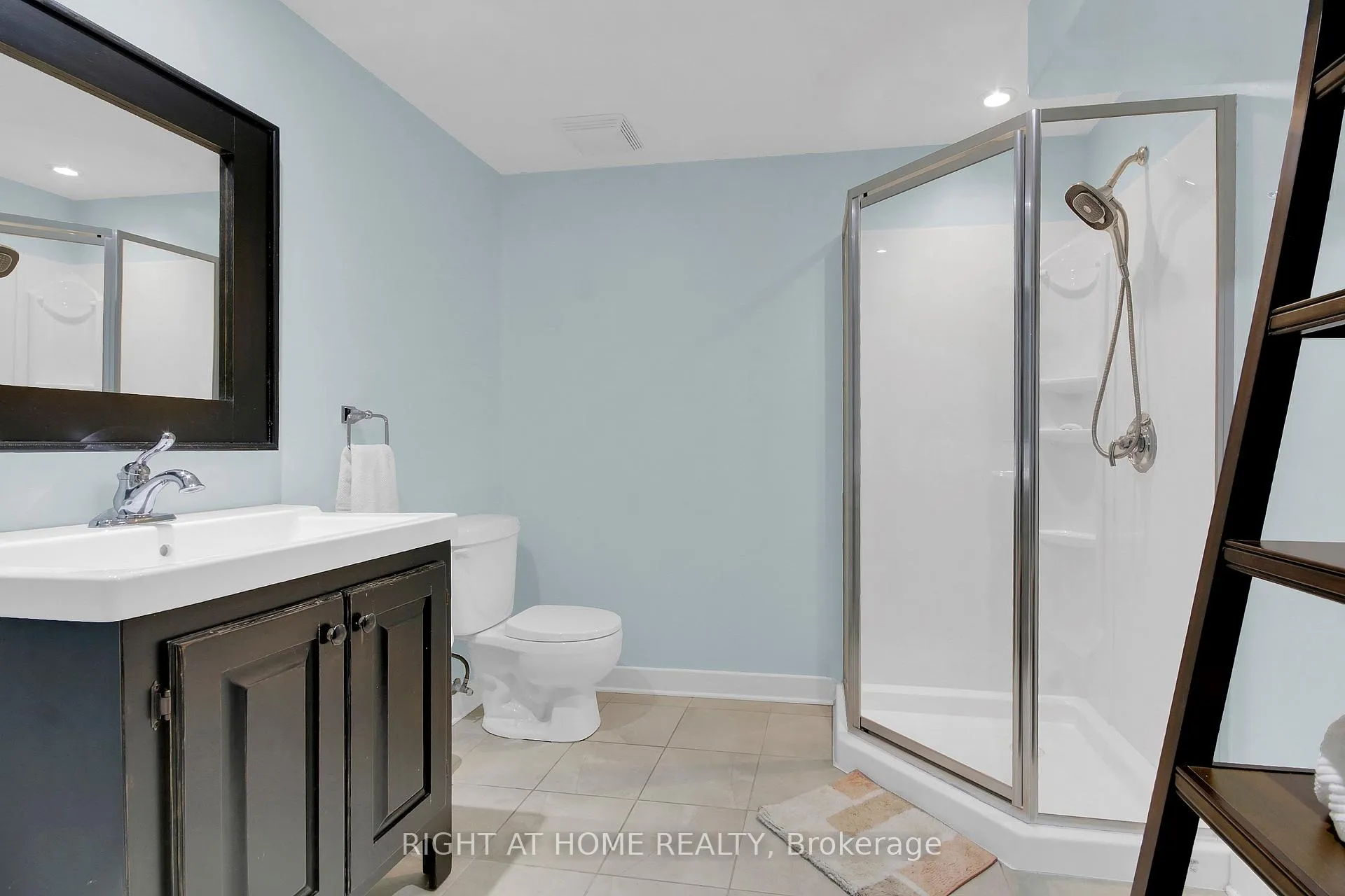 Photo 37 of 4162 Wolfe Point Way, Ottawa, Riverside South/Gloucester Glen — HOMEH