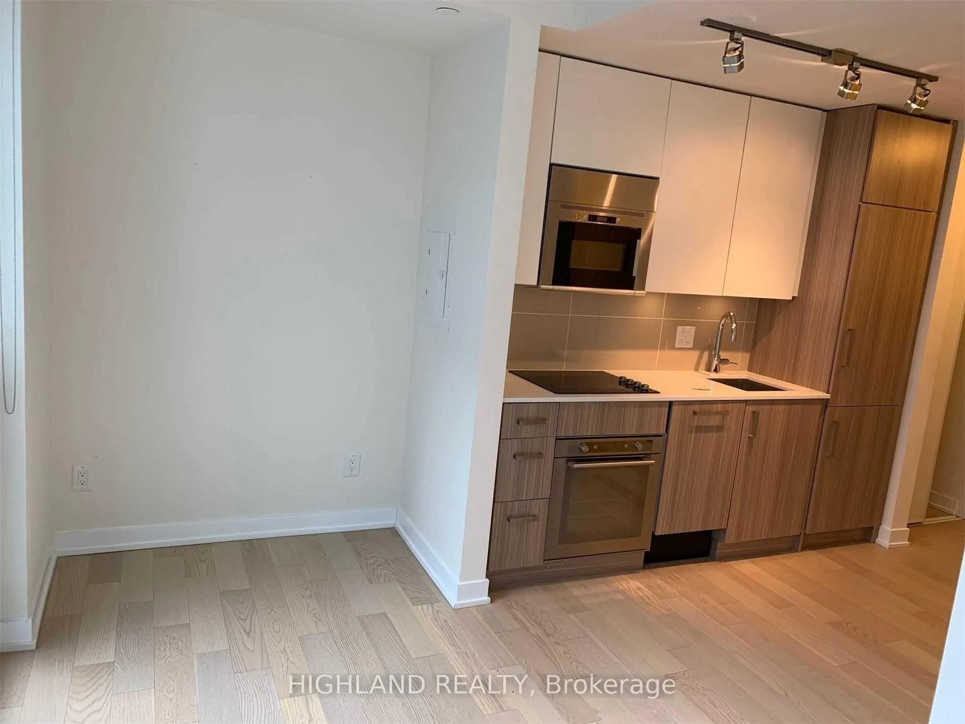 Photo 6 of Unit 1606, 17 Dundonald Street, Toronto, Church-Yonge Corridor — HOMEH