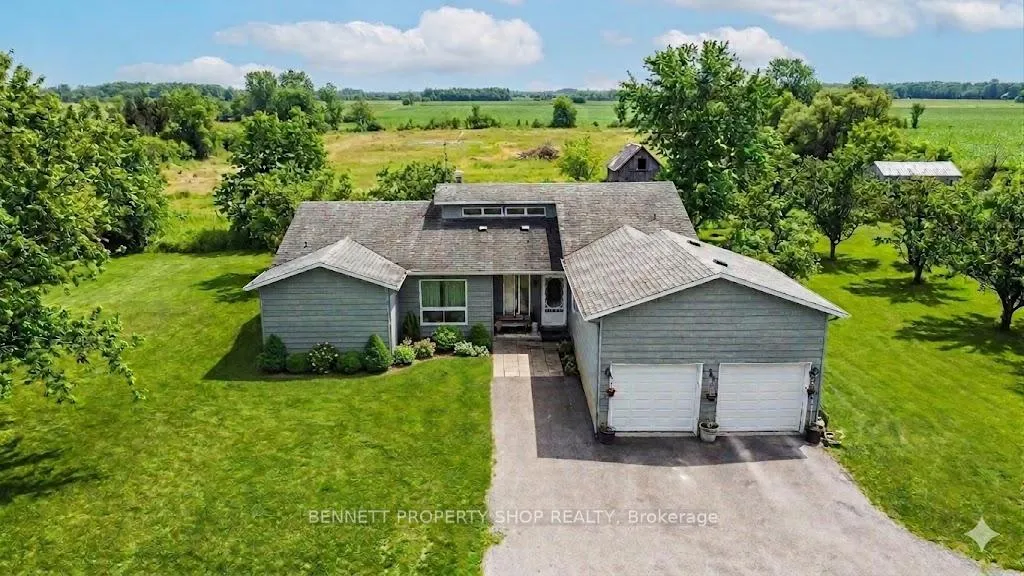 Photo 2 of 3490 Larmours Road, Ottawa, Sarsfield/Bearbrook — HOMEH