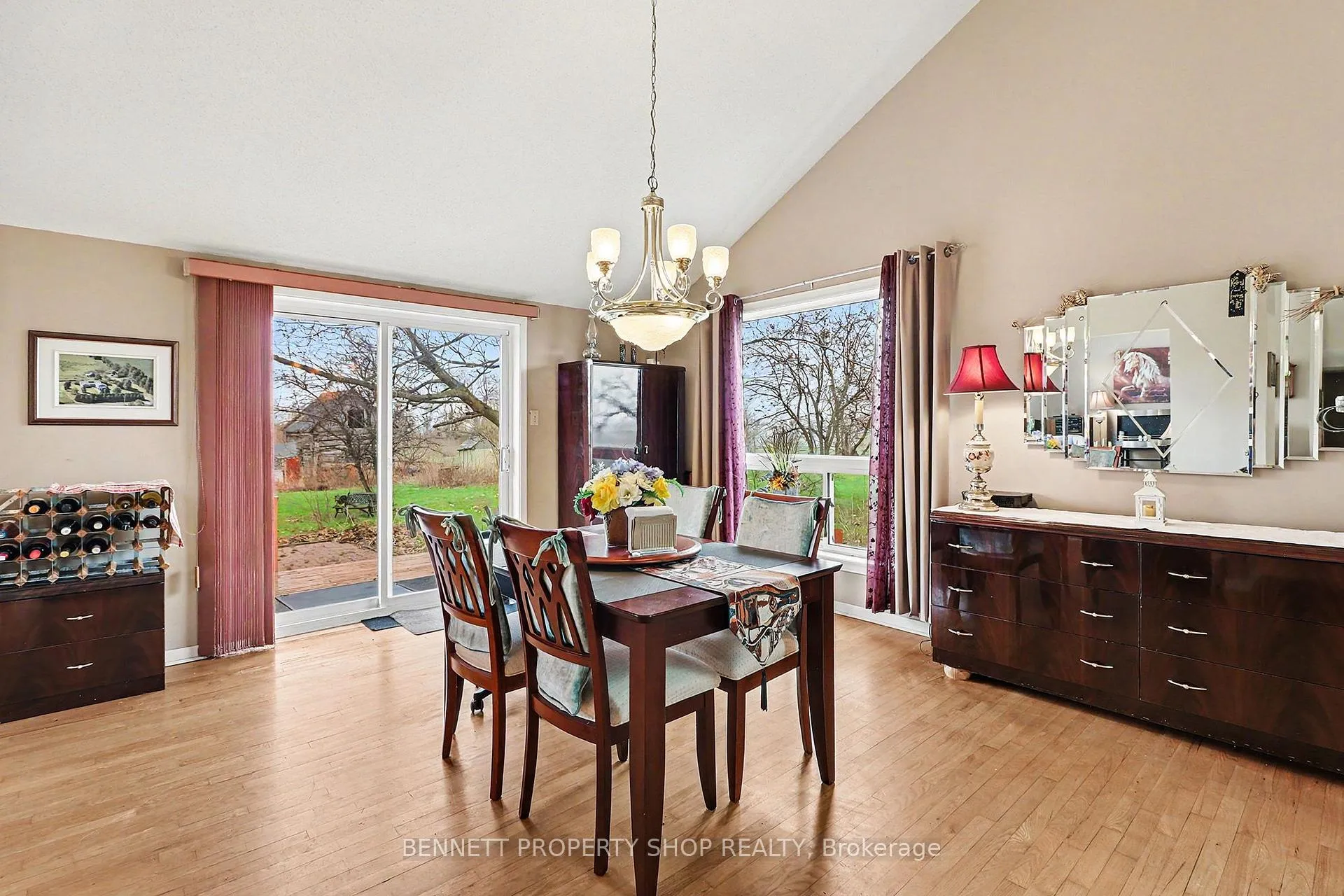 Photo 10 of 3490 Larmours Road, Ottawa, Sarsfield/Bearbrook — HOMEH