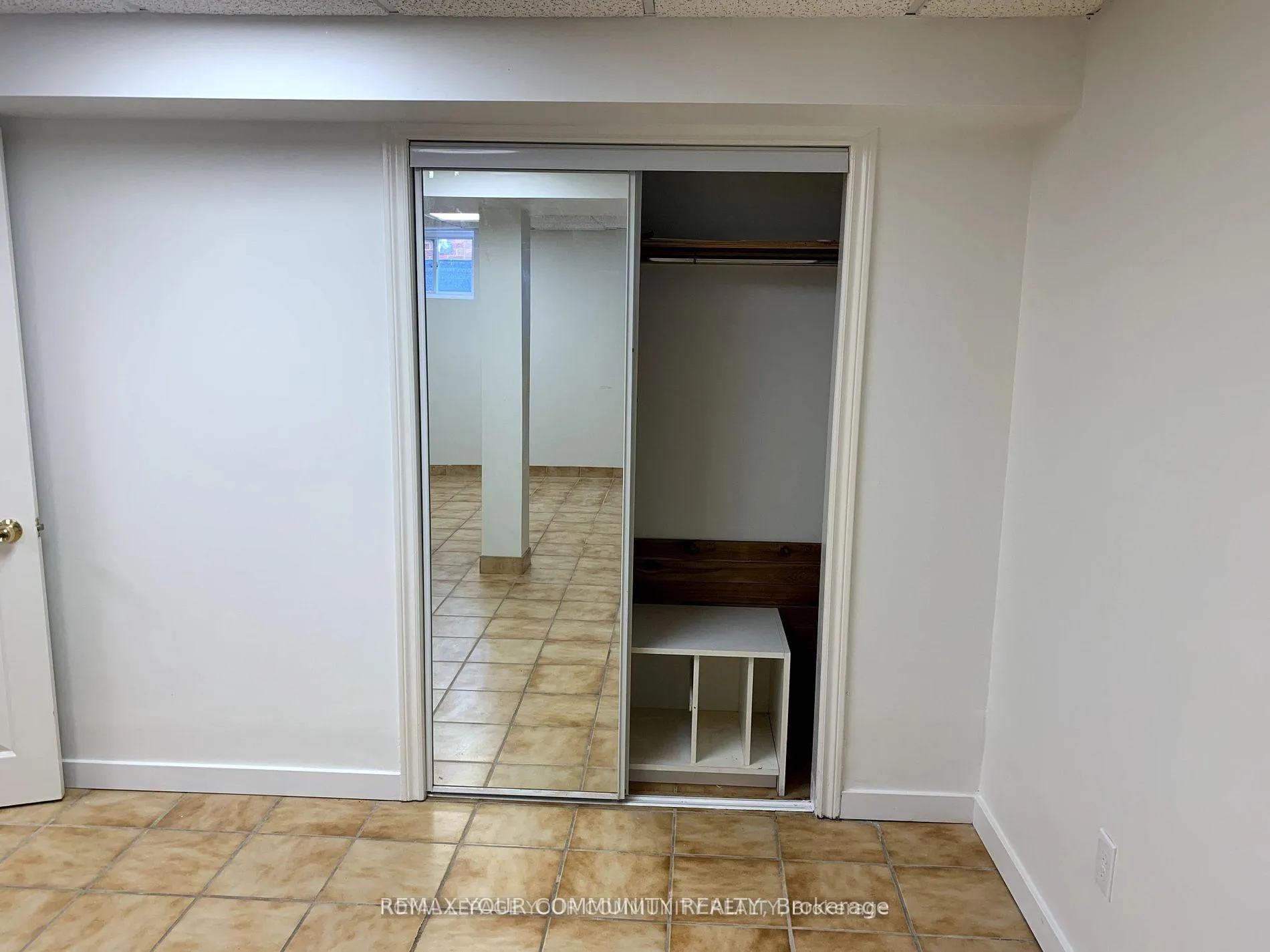 Photo 11 of Unit BSMT, 136 Dina Road, Vaughan, Maple — HOMEH