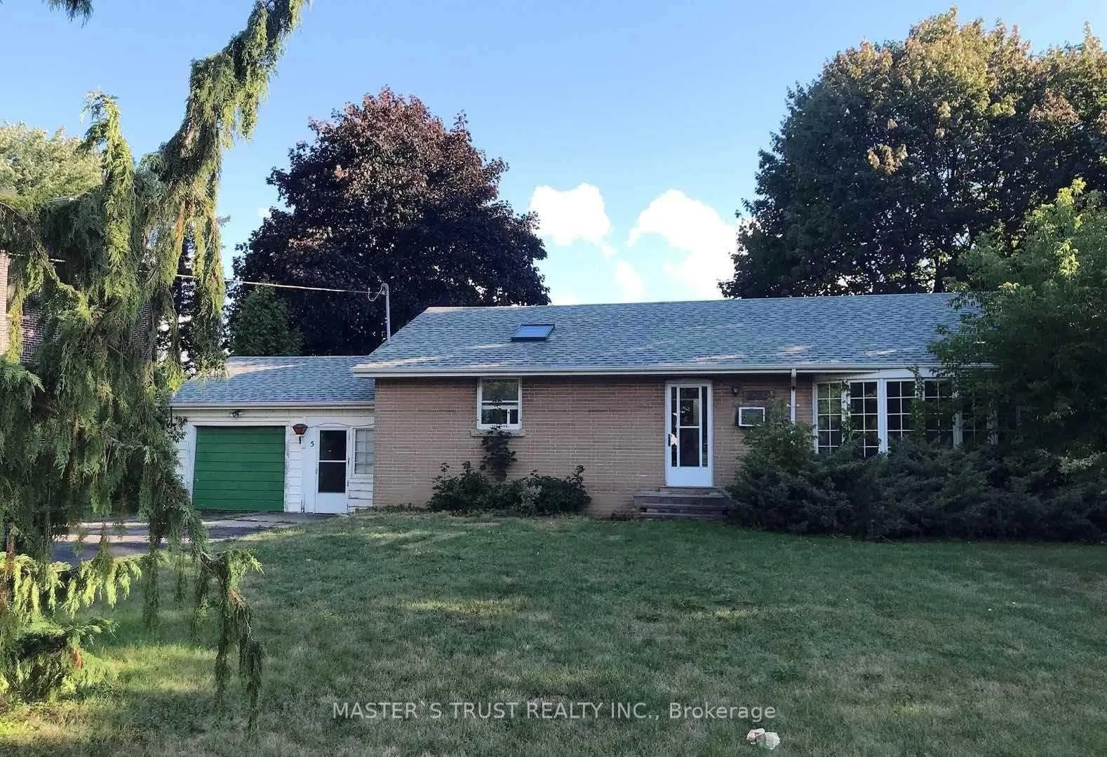 Photo 2 of 5A Lunar Crescent, Markham, Buttonville — HOMEH