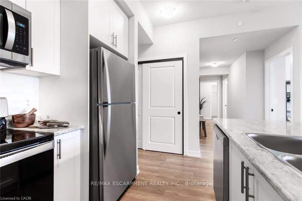 Photo 8 of Unit 1001, 870 Queenston Road, Hamilton, Stoney Creek — HOMEH
