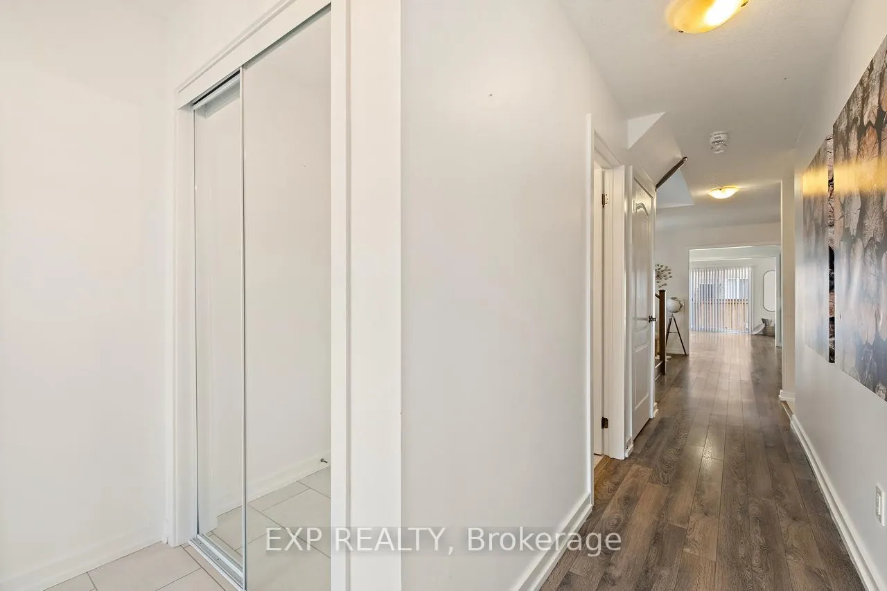 Photo 4 of 21 Hoover Road, Brampton, Northwest Brampton — HOMEH