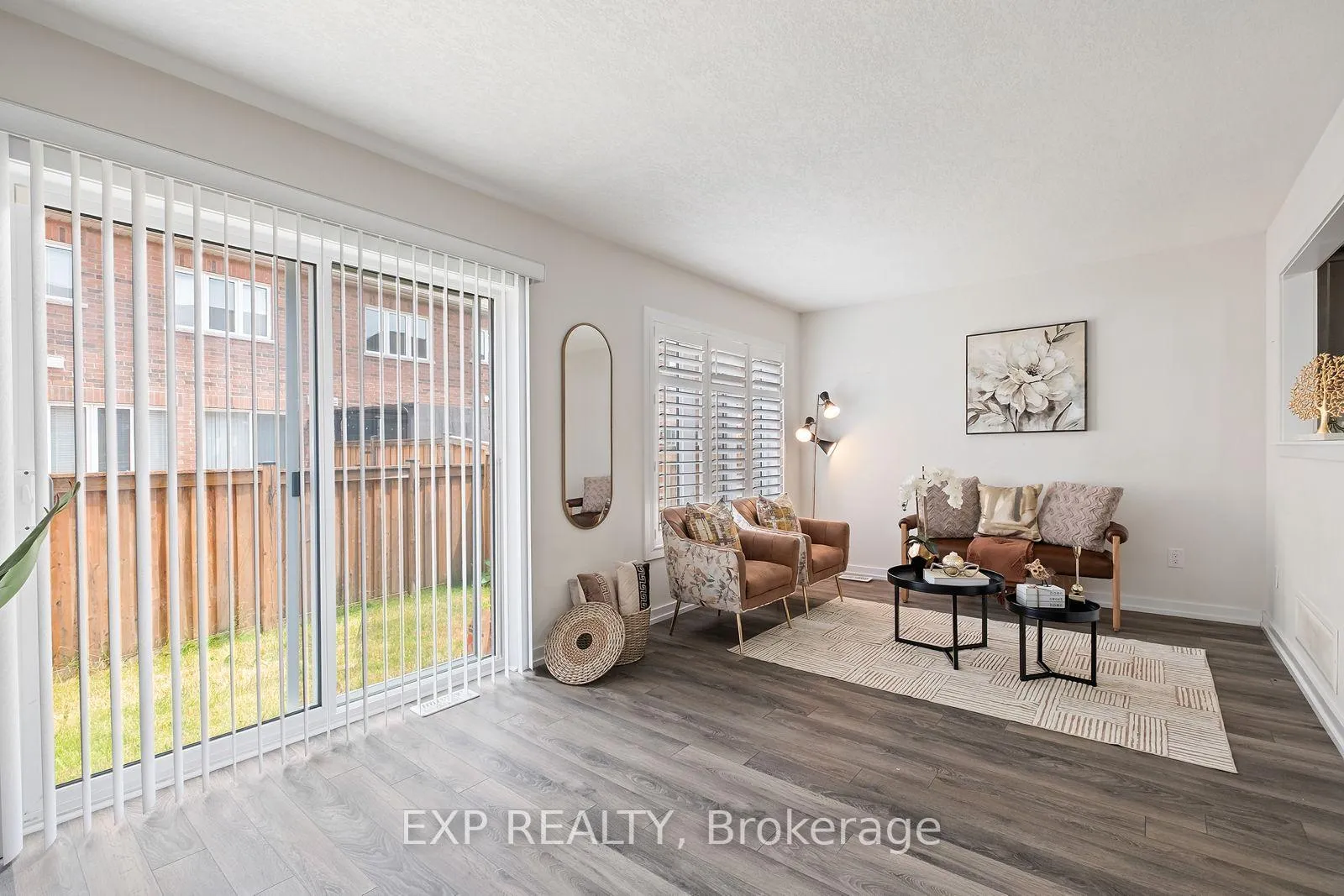 Photo 8 of 21 Hoover Road, Brampton, Northwest Brampton — HOMEH